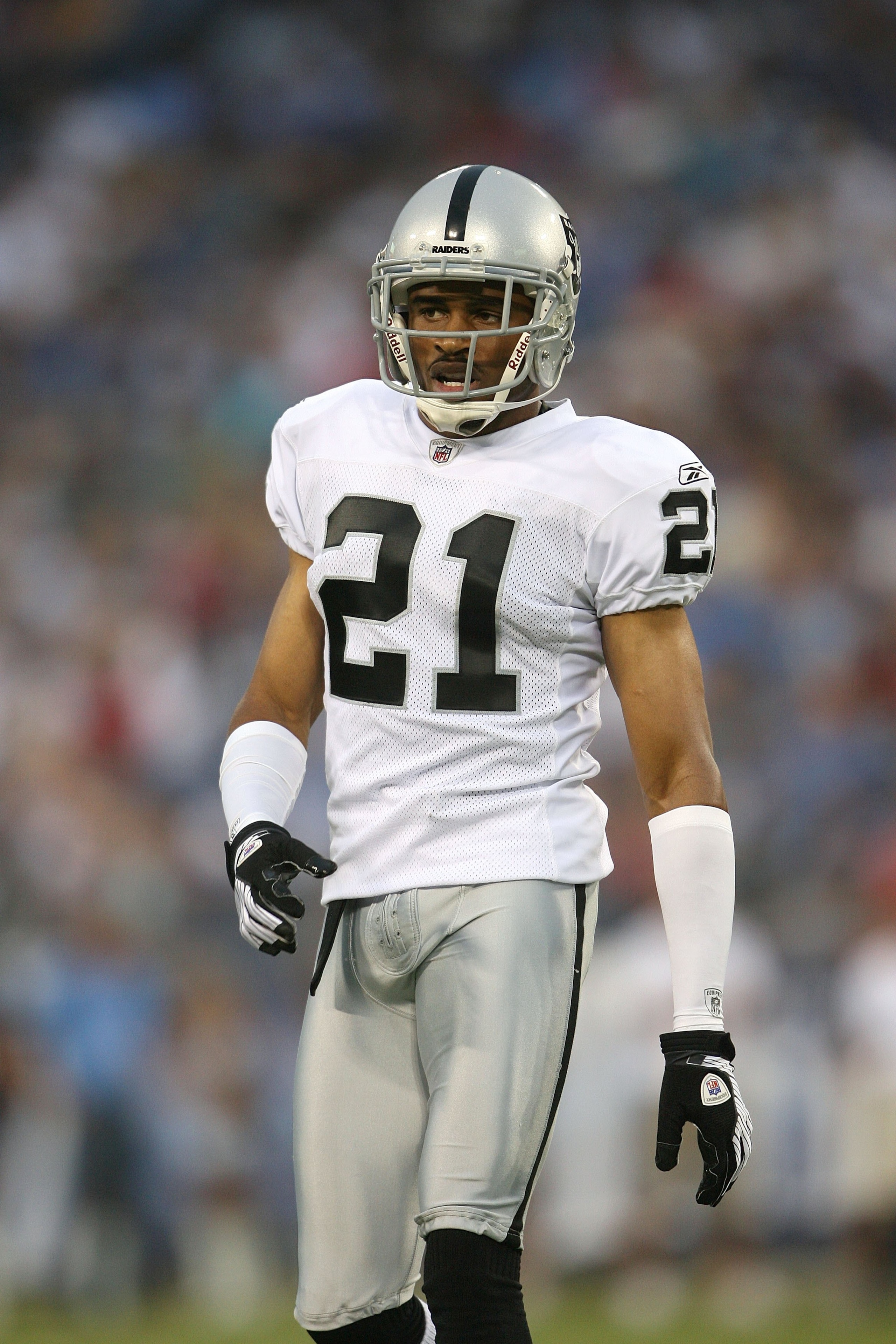 NASHVILLE, TN - AUGUST 15:  Nnamdi Asomugha #21 of the Oakland Raiders looks on during the NFL game against the Tennessee Titans at LP Field on August 15, 2008 in Nashville, Tennessee.  (Photo by Andy Lyons/Getty Images)