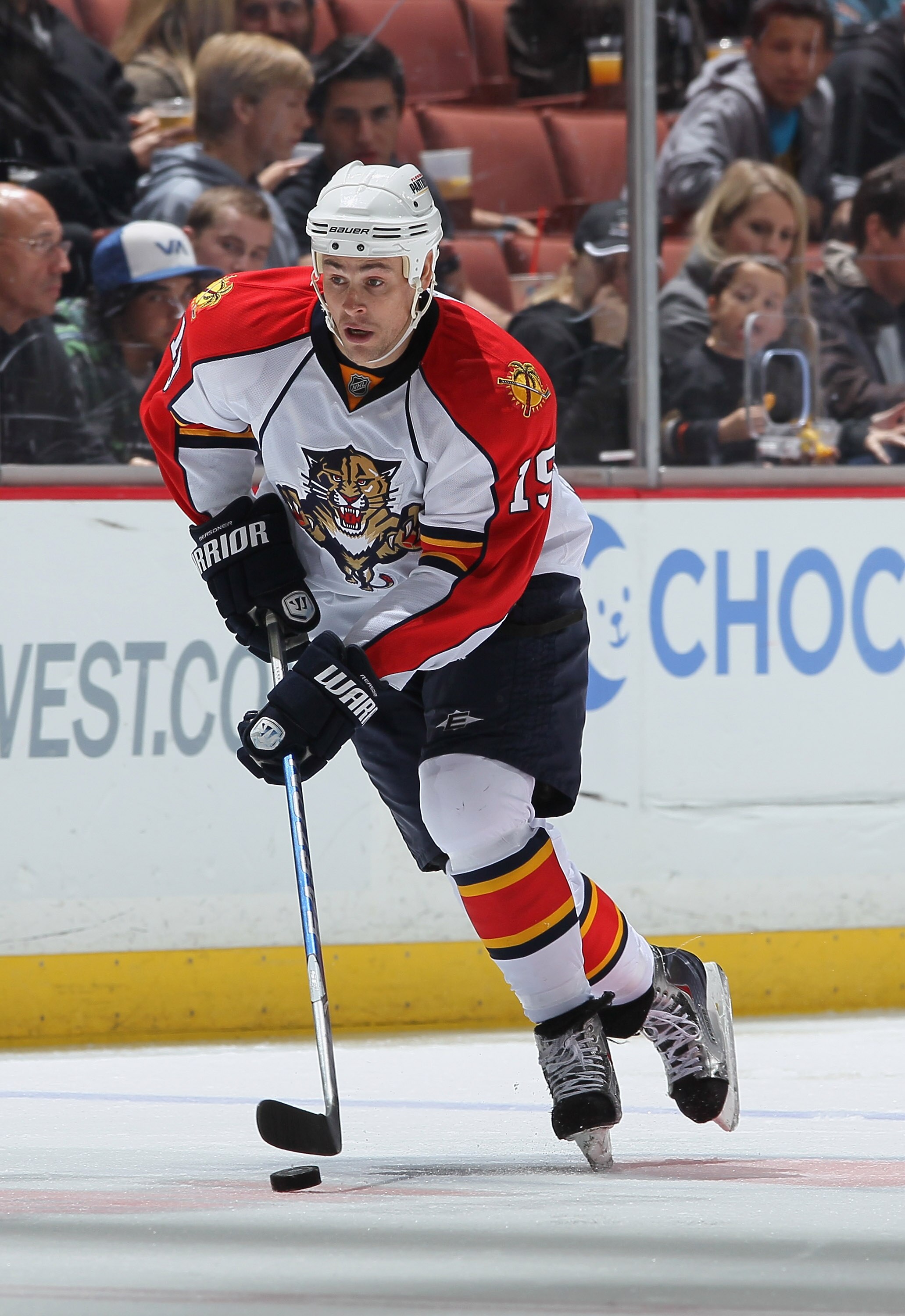 ANAHEIM, CA - DECEMBER 01:  Marty Reasoner #19 of the Florida Panthers skates against the Anaheim Ducks at the Honda Center on December 1, 2010 in Anaheim, California.  (Photo by Jeff Gross/Getty Images)