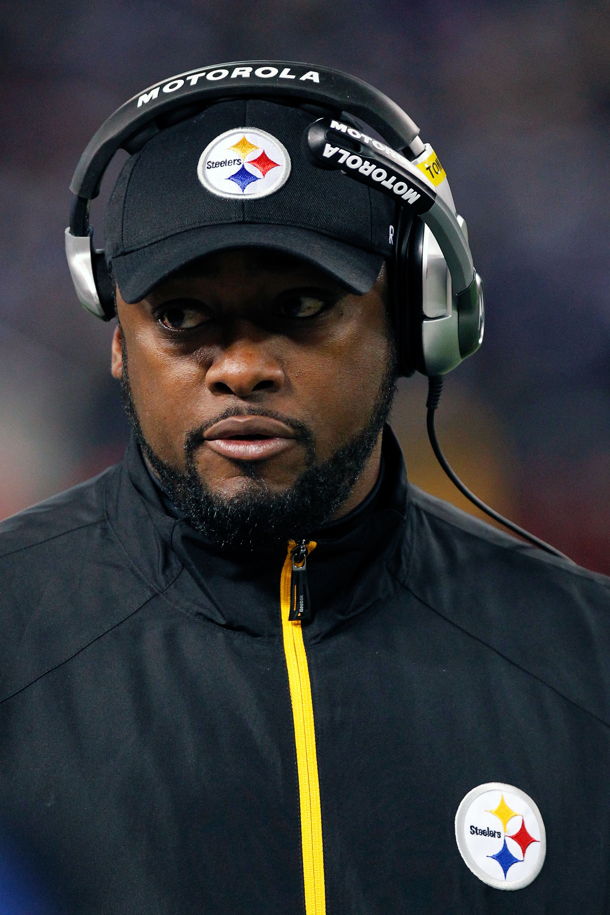 BALTIMORE, MD - DECEMBER 05:  Mike Tomlin head coach of the Pittsburgh Steelers looks on during the game against the Baltimore Ravens at M&T Bank Stadium on December 5, 2010 in Baltimore, Maryland. Pittsburgh won 13-10.  (Photo by Geoff Burke/Getty Images
