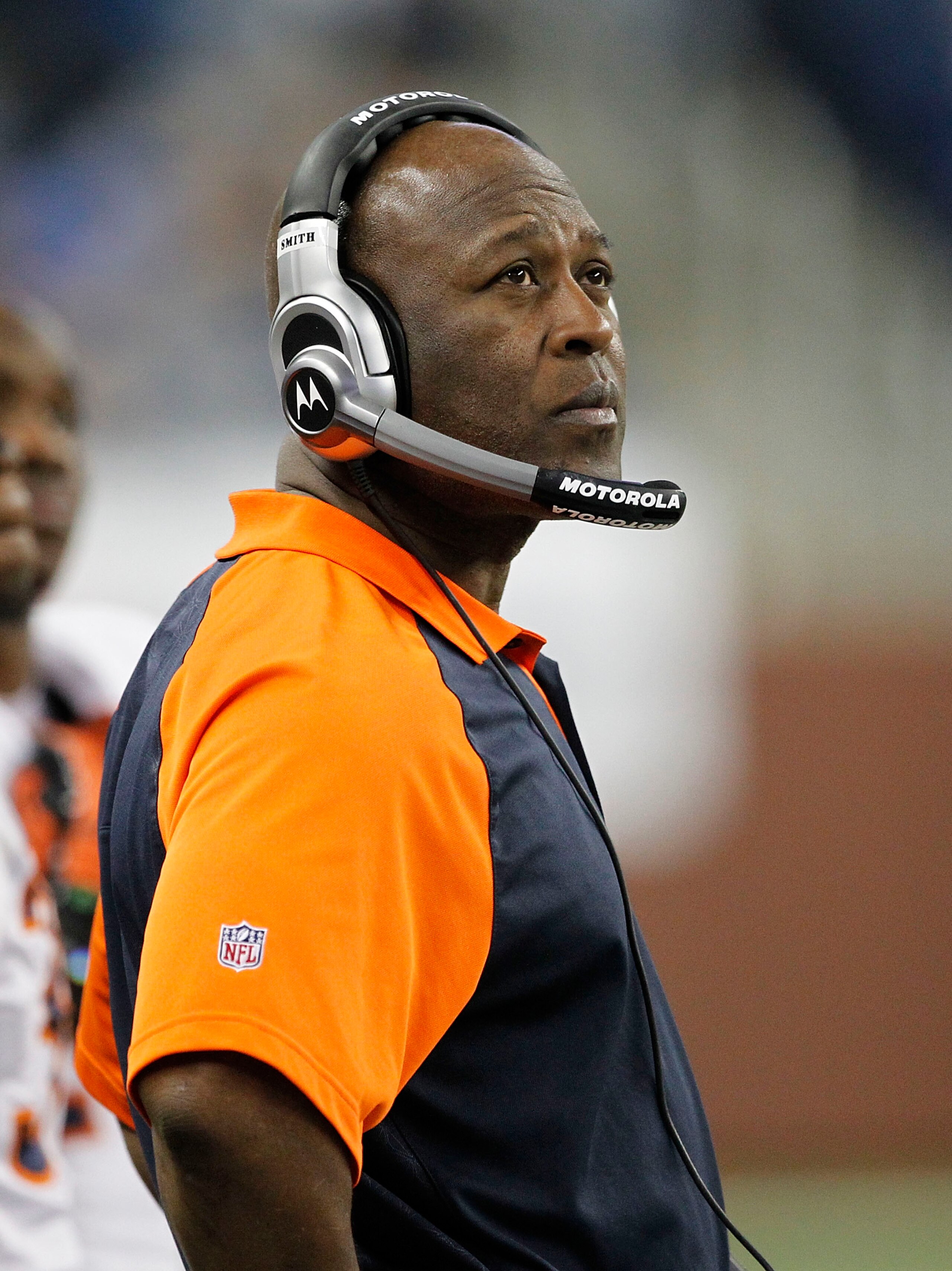 DETROIT - DECEMBER 05: Chicago Bears head coach Lovie Smith watches the action during the second quarter of the game against the Detroit Lions at Ford Field on December 5, 2010 in Detroit, Michigan.  (Photo by Leon Halip/Getty Images)