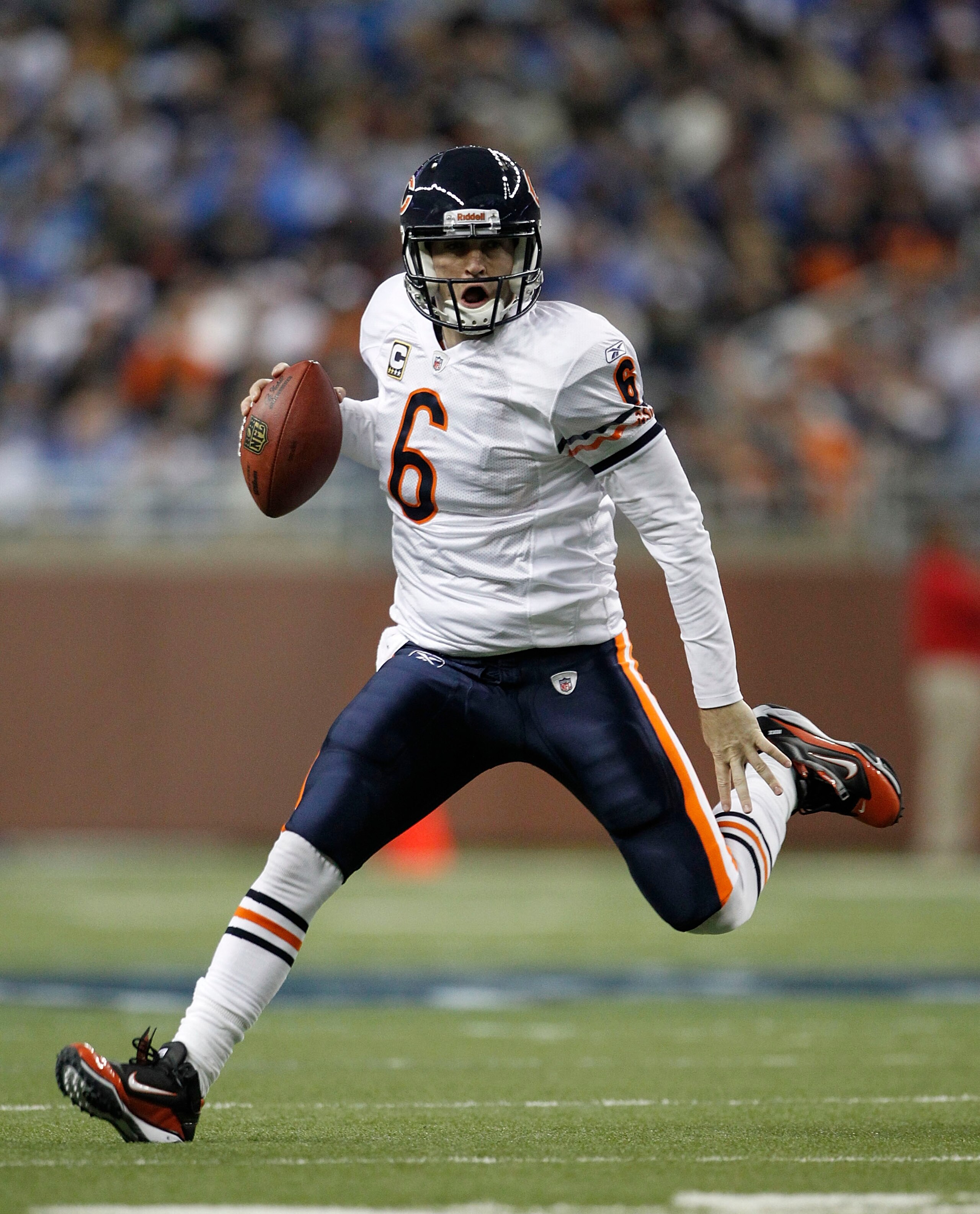 DETROIT - DECEMBER 05: Jay Cutler #6 of the Chicago Bears scrambles for a first down during the fourth quarter of the game against the Detroit Lions at Ford Field on December 5, 2010 in Detroit, Michigan. The Bears defeated the Lions 24-20. (Photo by Leo DETROIT - DECEMBER 05: Jay Cutler #6 of the Chicago Bears scrambles for a first down during the fourth quarter of the game against the Detroit Lions at Ford Field on December 5, 2010 in Detroit, Michigan. The Bears defeated the Lions 24-20. (Photo by Leo