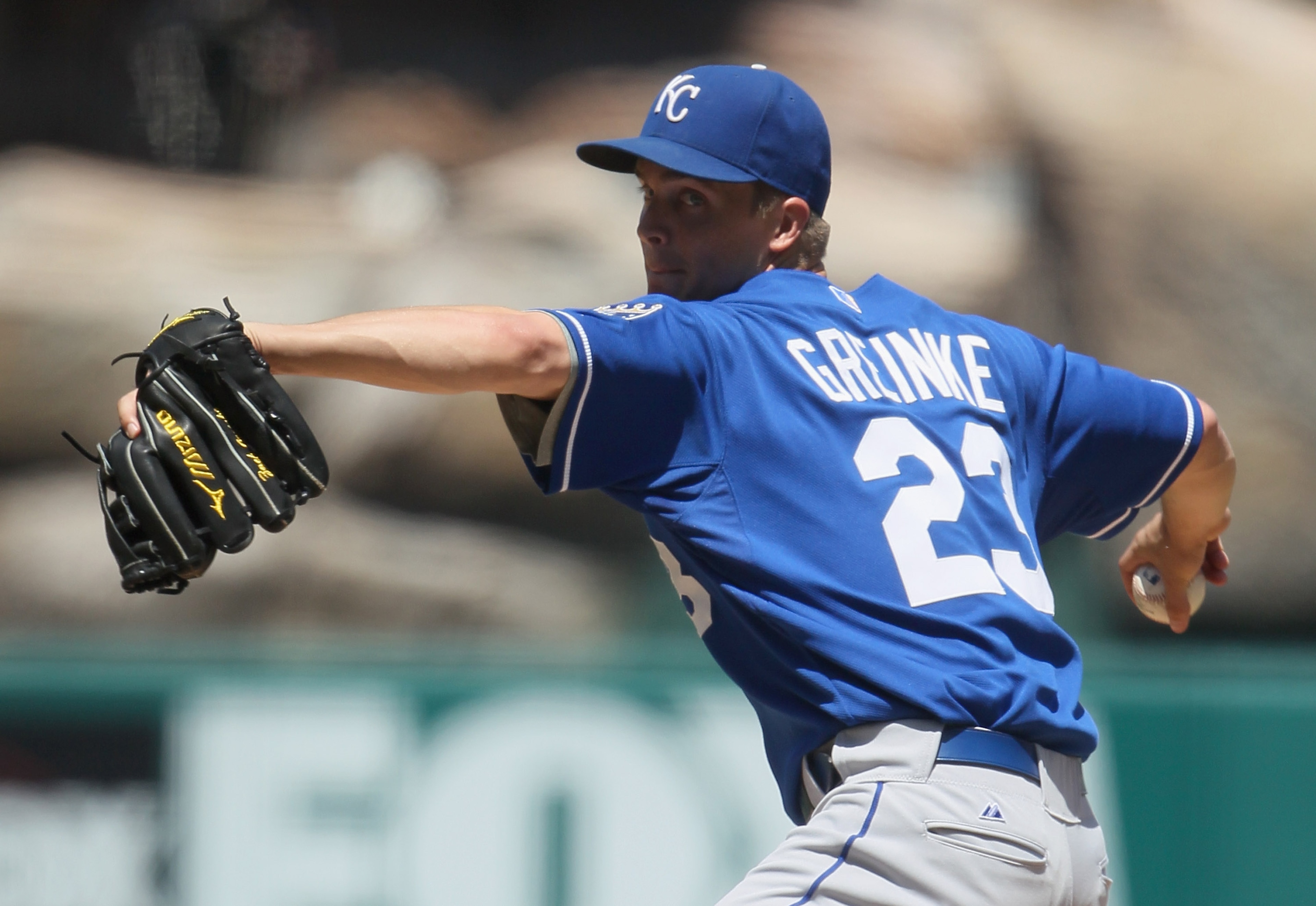 ANAHEIM, CA - AUGUST 11: Zack Greinke #23 of the Kansas City Royals pitches against the Los Angeles Angels of Anaheim at Angel Stadium on August 11, 2010 in Anaheim, California. (Photo by Jeff Gross/Getty Images) ANAHEIM, CA - AUGUST 11: Zack Greinke #23 of the Kansas City Royals pitches against the Los Angeles Angels of Anaheim at Angel Stadium on August 11, 2010 in Anaheim, California. (Photo by Jeff Gross/Getty Images)