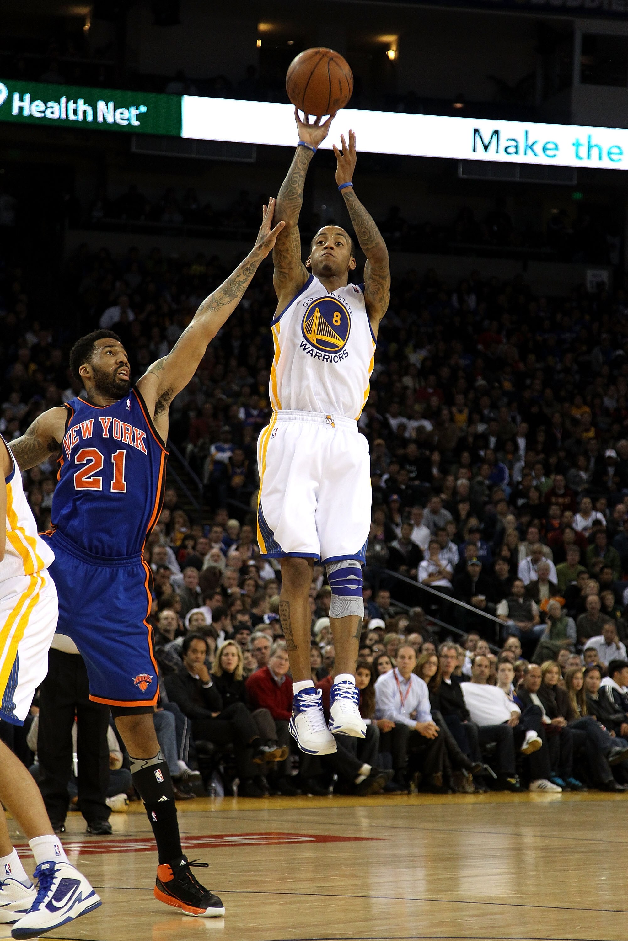 OAKLAND, CA - NOVEMBER 19:  Monta Ellis #8 of the Golden State Warriors in action against the New York Knicks at Oracle Arena on November 19, 2010 in Oakland, California. NOTE TO USER: User expressly acknowledges and agrees that, by downloading and or usi