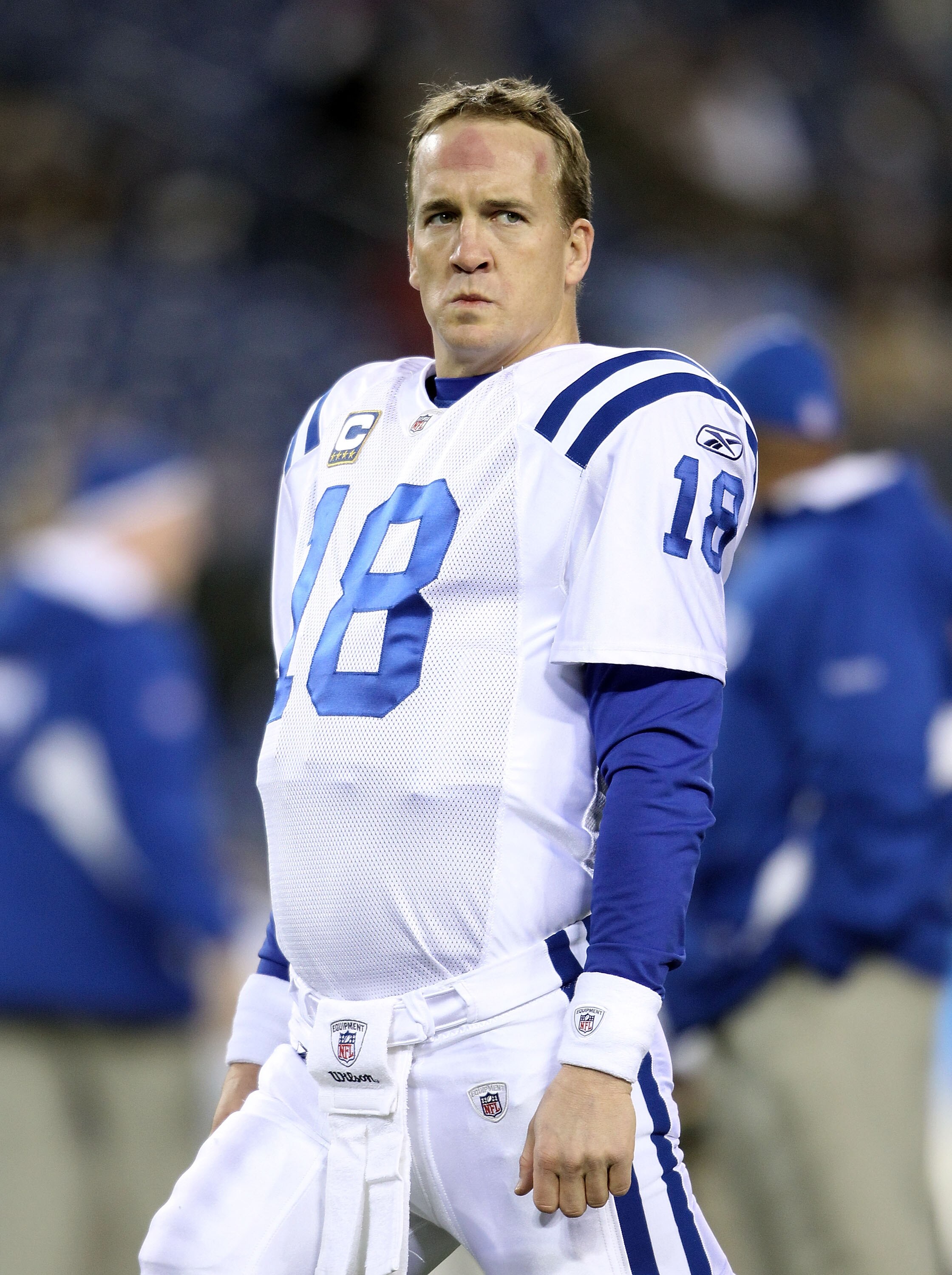 NASHVILLE, TN - DECEMBER 09:  Peyton Manning #18 of the Indianapolis Colts stretches before the NFL game against the Tennessee Titans  at LP Field on December 9, 2010 in Nashville, Tennessee.  (Photo by Andy Lyons/Getty Images)
