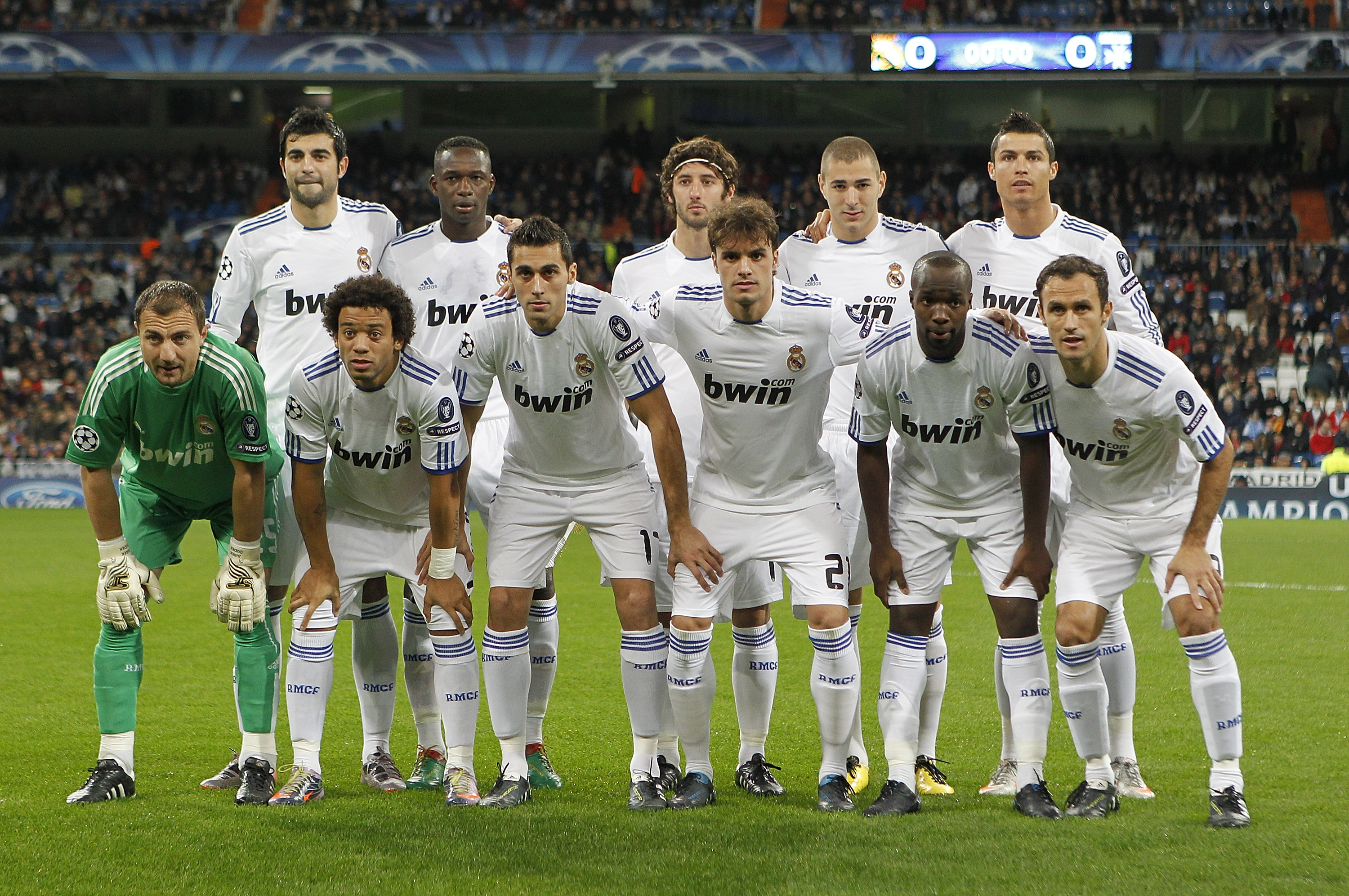 MADRID, SPAIN - DECEMBER 08: The Real Madrid team line up prior to the Champions League group G match between Real Madrid and AJ Auxerre at Estadio Santiago Bernabeu on December 8, 2010 in Madrid, Spain. (Photo by Angel Martinez/Getty Images)