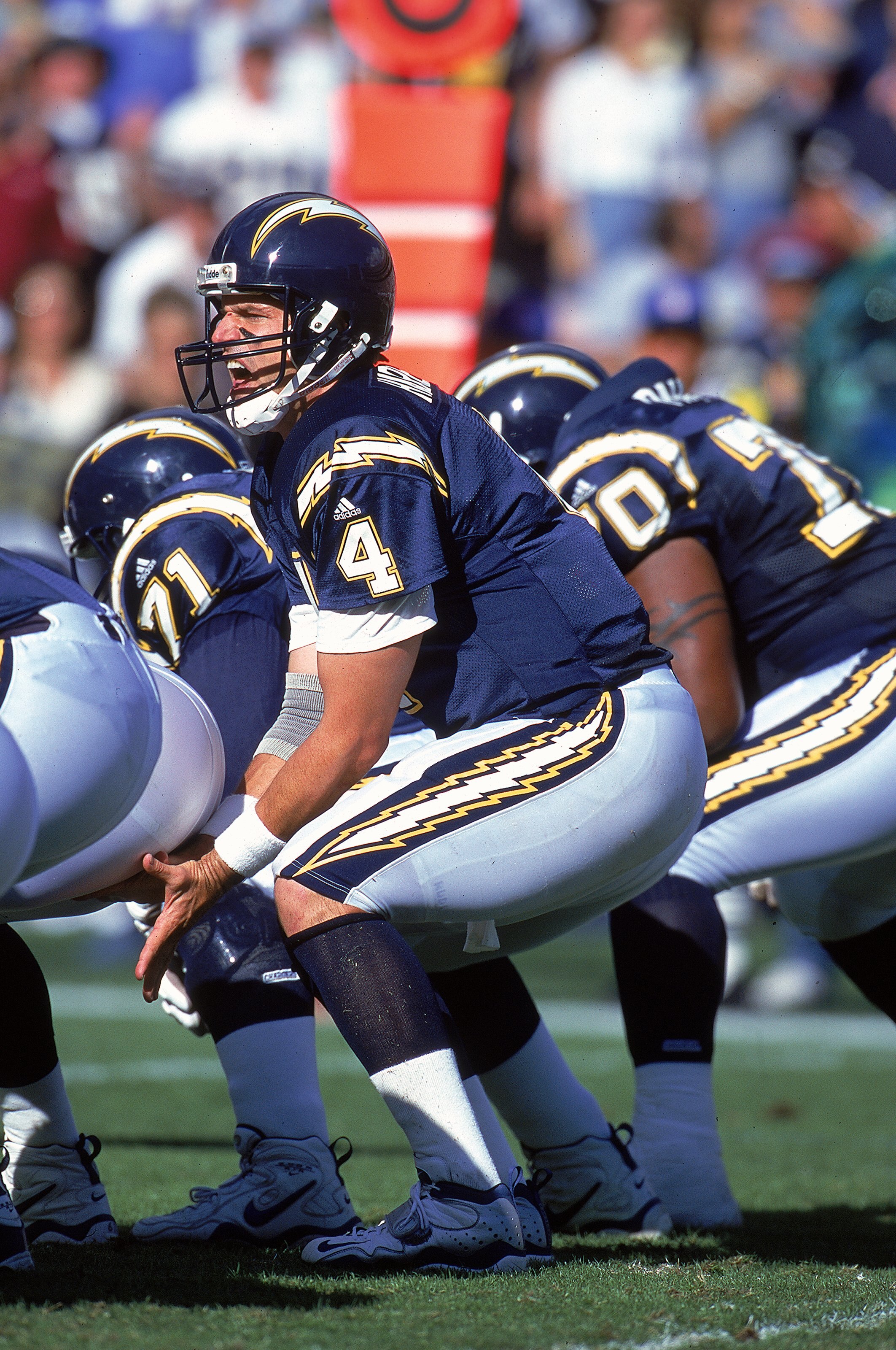 21 Nov 1999: Jim Harbaugh #4 of the San Diego Chargers yells the count from the line of scrimmage during the game against the Chicago Bears at Qualcomm Stadium in San Diego, California. The Bears defeated the Chargers 23-20.