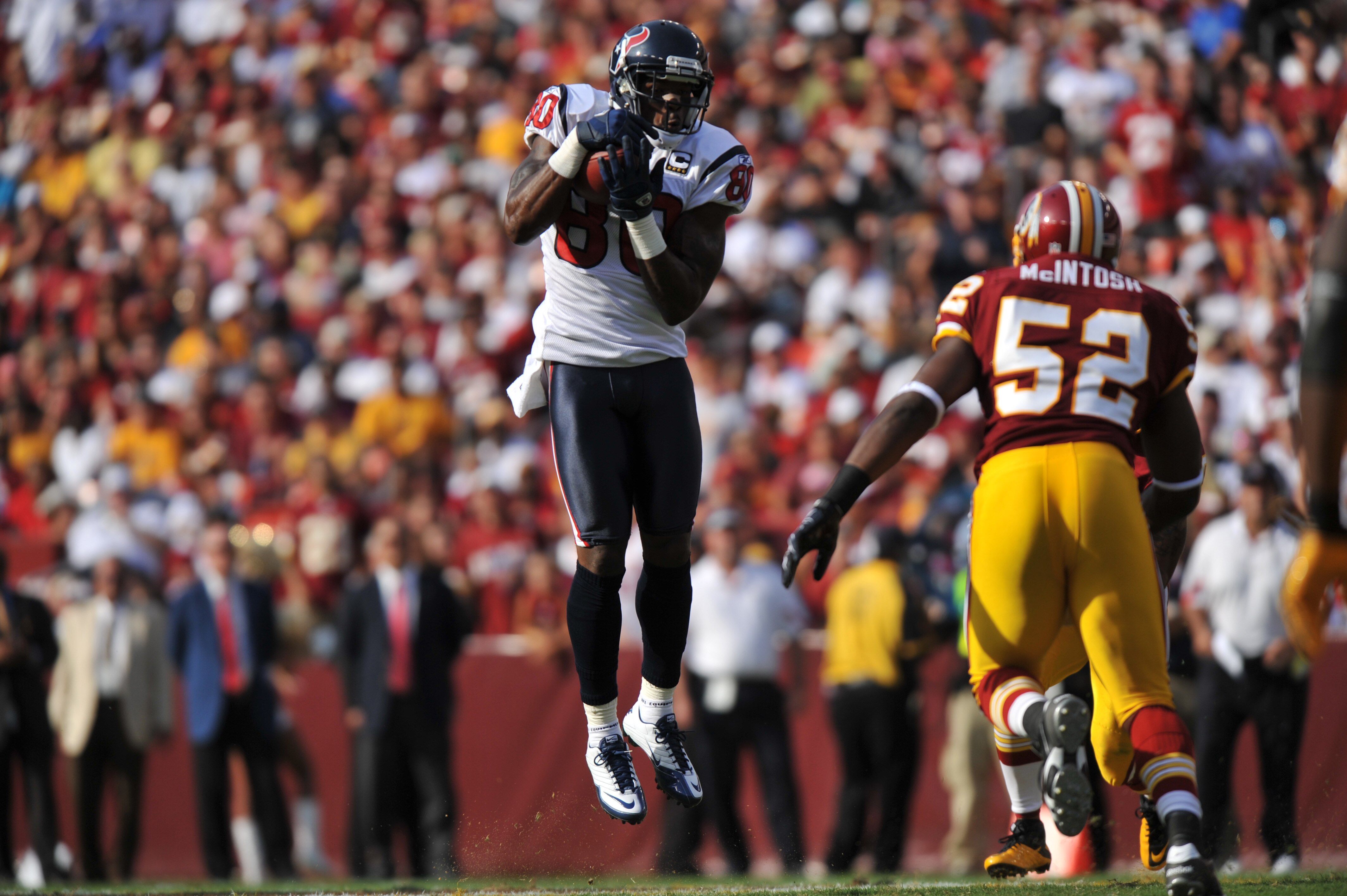 LANDOVER, MD - SEPTEMBER 19:  Andre Johnson #80 of the Houston Texans makes a catch against the Washington Redskins at FedExField on September 19, 2010 in Landover, Maryland. The Redskins lead Texans 20-7 at the half. (Photo by Larry French/Getty Images)