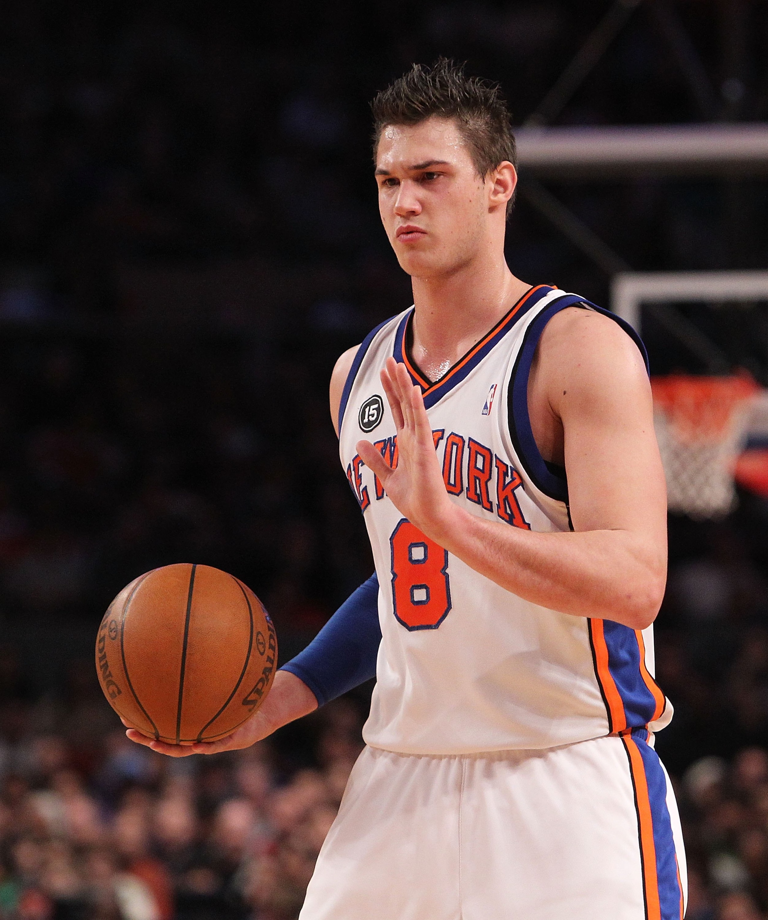 NEW YORK - FEBRUARY 20: Danilo Gallinari #8 of the New York Knicks against the Oklahoma City Thunder at Madison Square Garden on February 20, 2010 in New York, New York. NOTE TO USER: User expressly acknowledges and agrees that, by downloading and or usin NEW YORK - FEBRUARY 20: Danilo Gallinari #8 of the New York Knicks against the Oklahoma City Thunder at Madison Square Garden on February 20, 2010 in New York, New York. NOTE TO USER: User expressly acknowledges and agrees that, by downloading and or usin