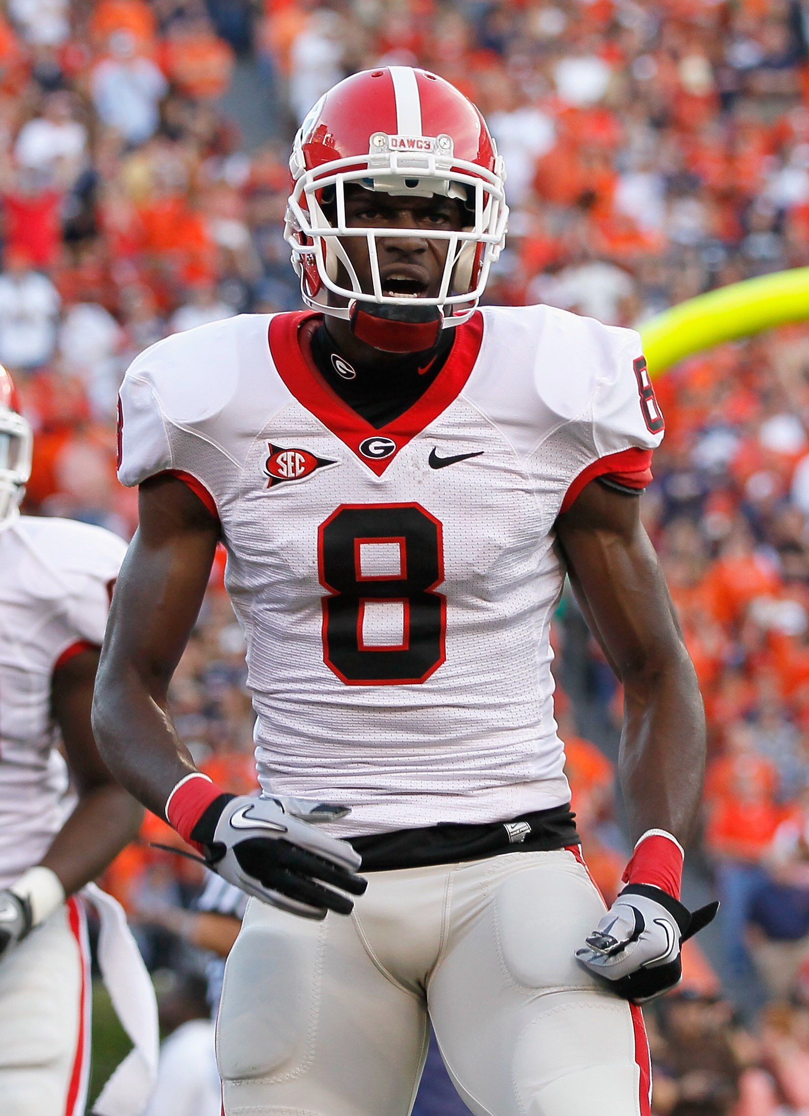 AUBURN, AL - NOVEMBER 13:  A.J. Green #8 of the Georgia Bulldogs against the Auburn Tigers at Jordan-Hare Stadium on November 13, 2010 in Auburn, Alabama.  (Photo by Kevin C. Cox/Getty Images)