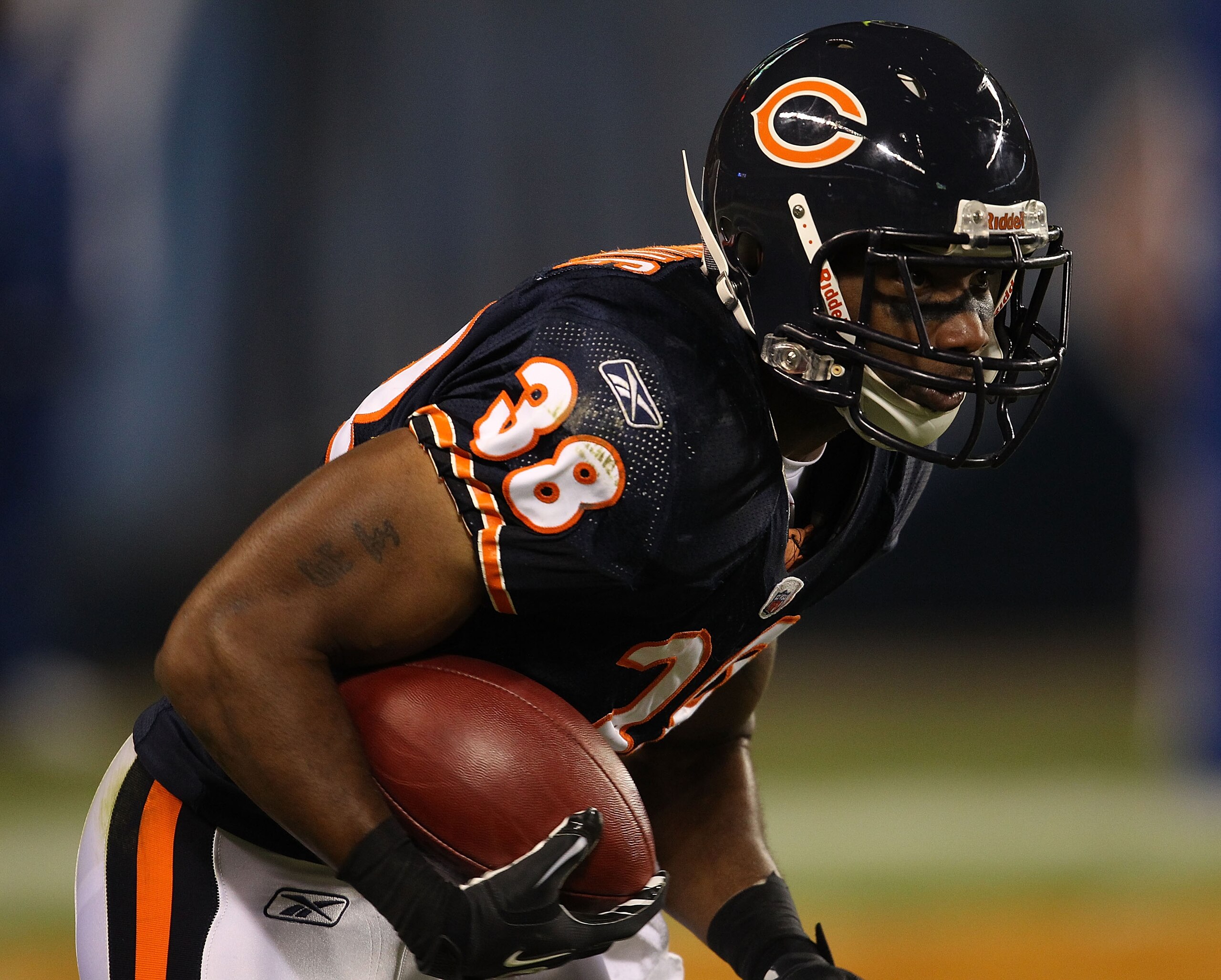 CHICAGO - NOVEMBER 28: Danieal Manning #38 of the Chicago Bears fields a kick against the Philadelphia Eagles at Soldier Field on November 28, 2010 in Chicago, Illinois. The Bears defeated the Eagles 31-26. (Photo by Jonathan Daniel/Getty Images)