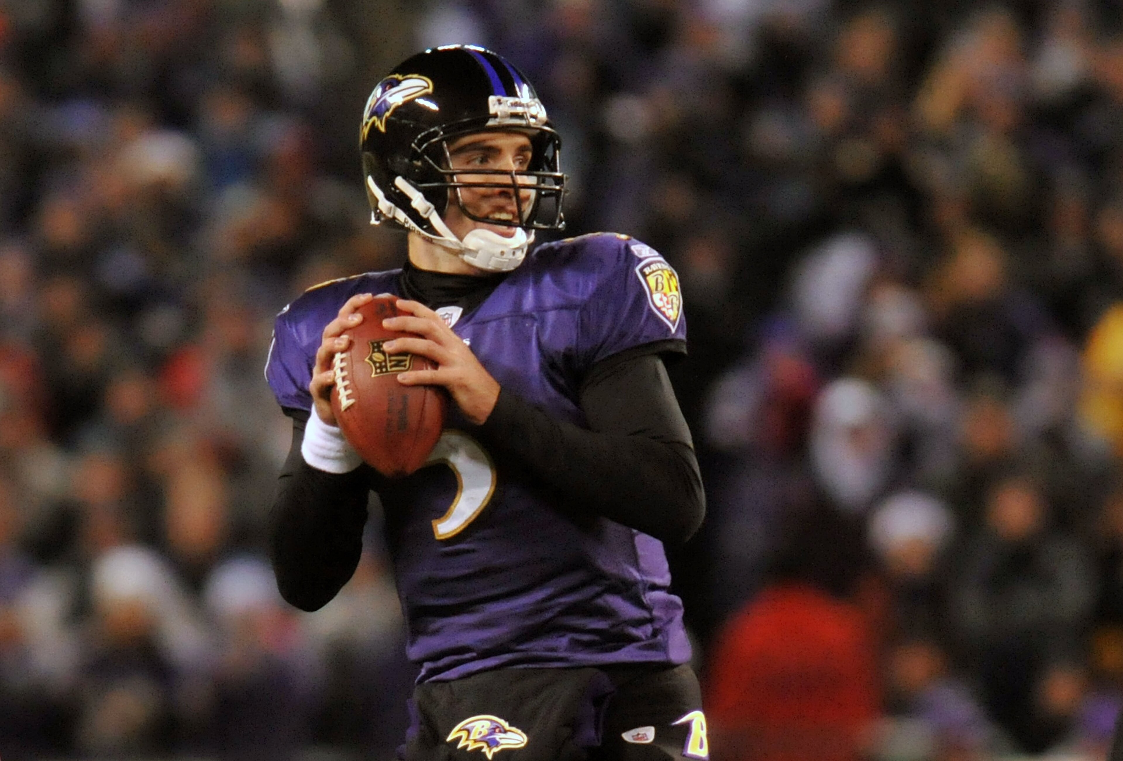 BALTIMORE, MD - DECEMBER 05:  Quarterback Joe Flacco #5 of the Baltimore Ravens looks to pass against the Pittsburgh Steelers at M&T Bank Stadium on December 5, 2010 in Baltimore, Maryland. Pittsburgh won 13-10.  (Photo by Larry French/Getty Images)