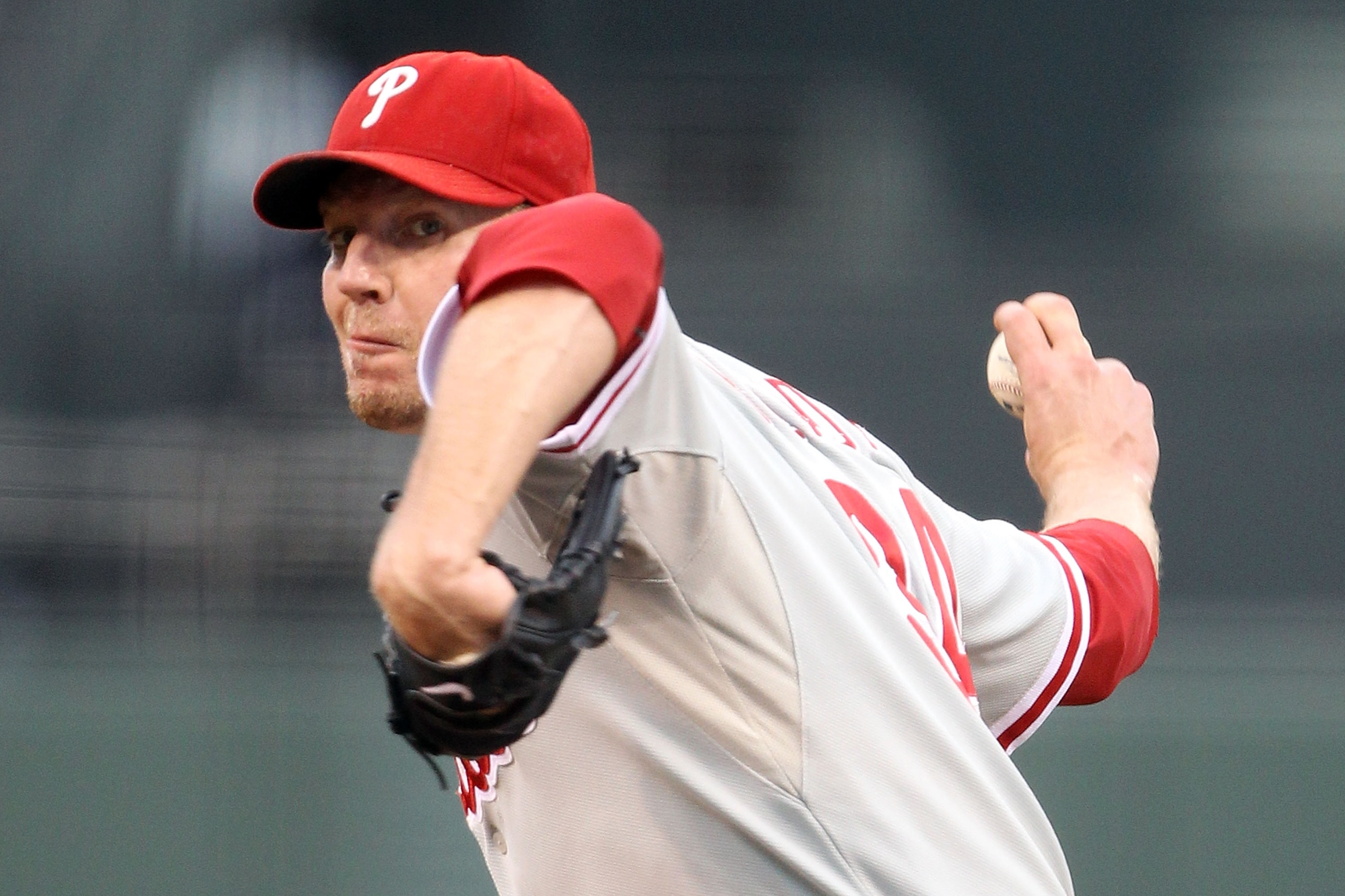 SAN FRANCISCO - OCTOBER 21:  Roy Halladay #34 of the Philadelphia Phillies pitches in the first inning against the San Francisco Giants in Game Five of the NLCS during the 2010 MLB Playoffs at AT&T Park on October 21, 2010 in San Francisco, California.  (