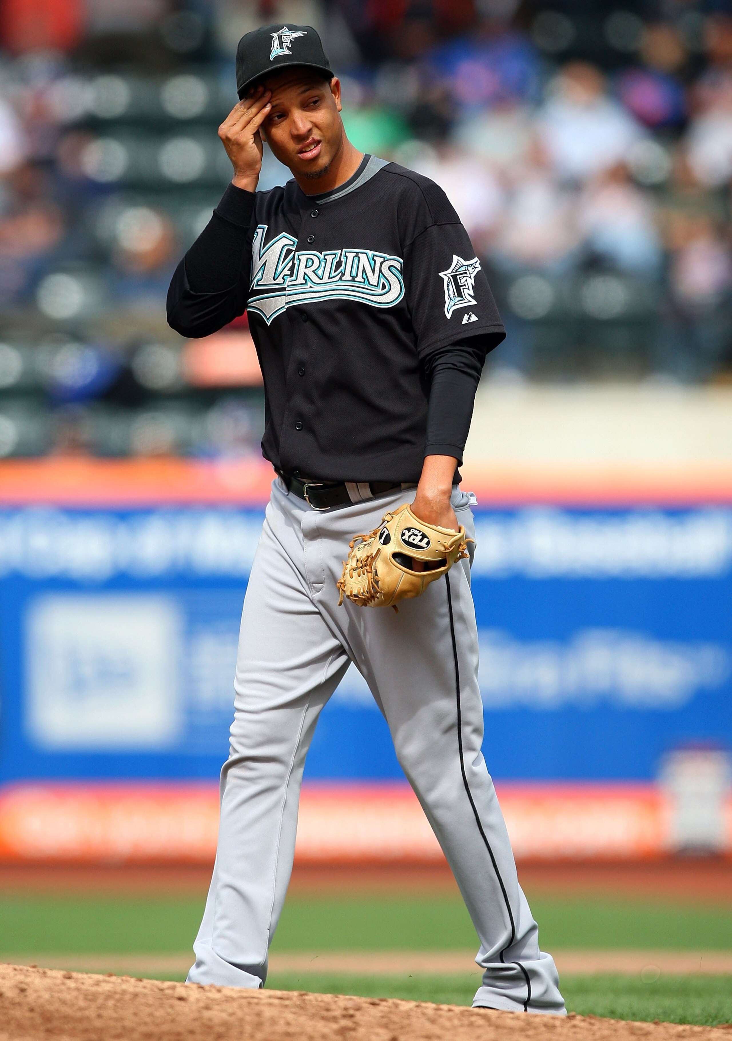 NEW YORK - APRIL 29:  Leo Nunez #46 of the Florida Marlins throws a pitch against the New York Mets on April 29, 2009 at Citi Field in the Flushing neighborhood of the Queens borough of New York City. The Marlins defeated the Mets 4-3.  (Photo by Jim McIs