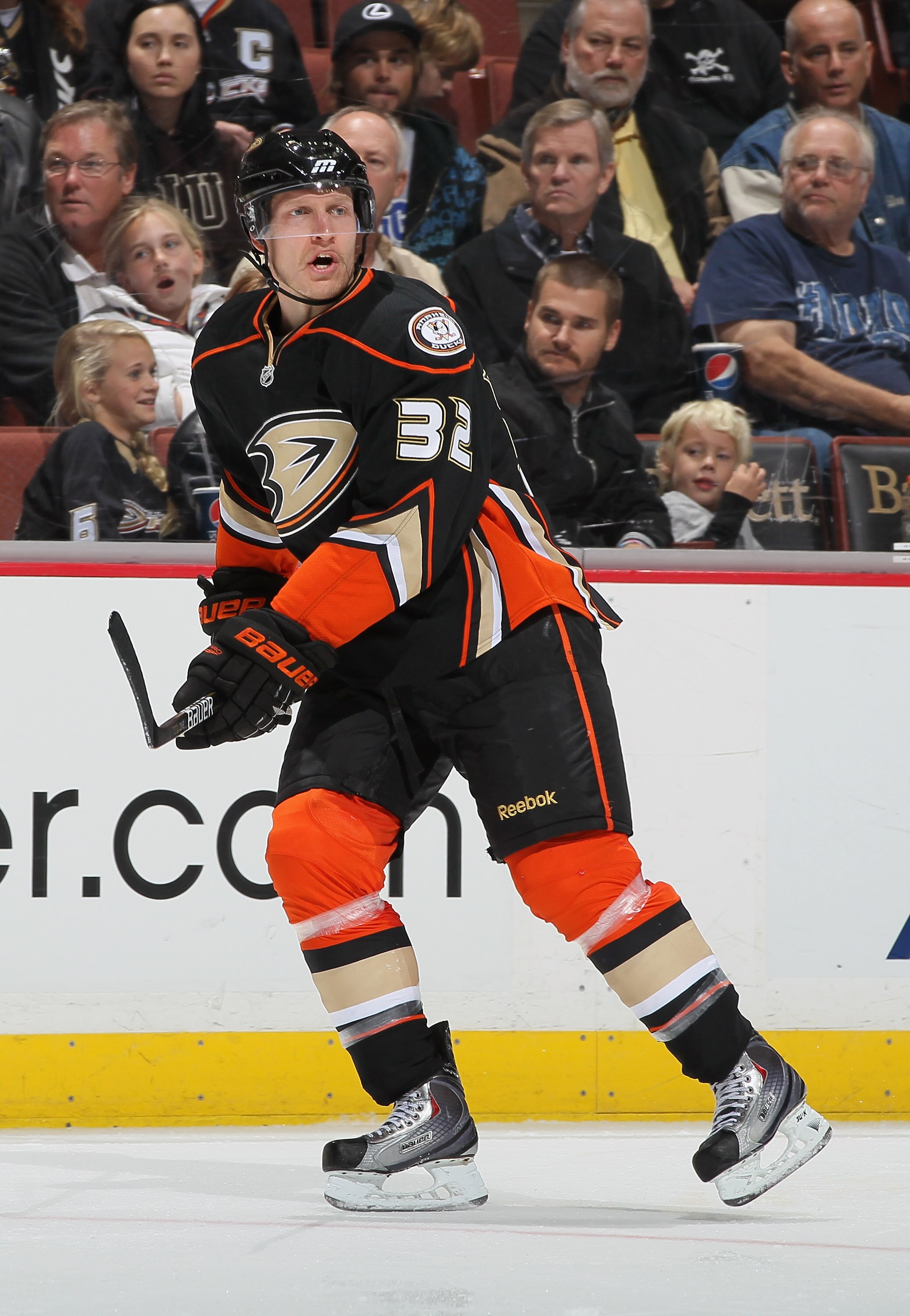 ANAHEIM, CA - NOVEMBER 26:  Toni Lydman #32 of the Anaheim Ducks skates against the Chicago Blackhawks at the Honda Center on November 26, 2010 in Anaheim, California.  (Photo by Jeff Gross/Getty Images)