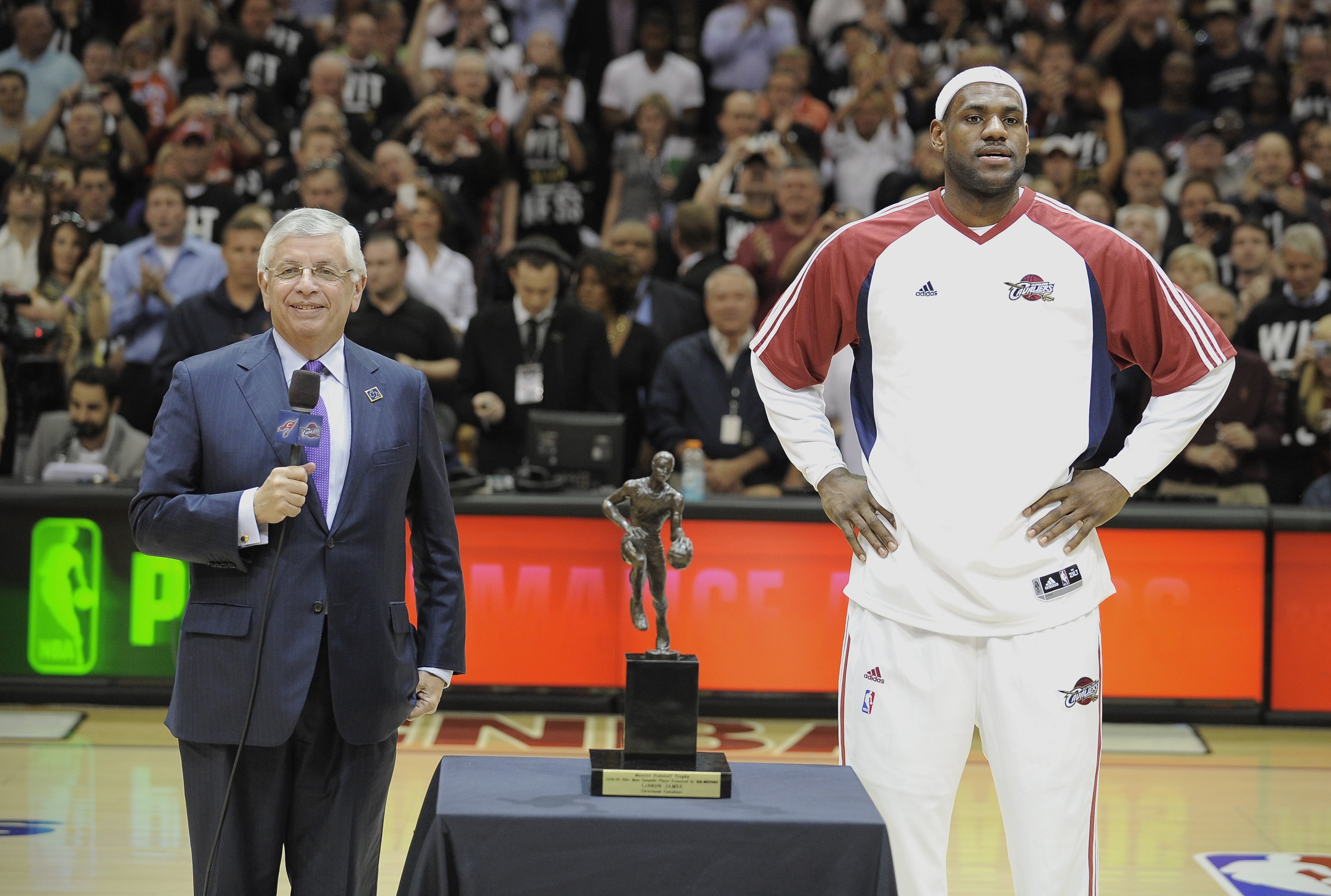 CLEVELAND - MAY 5:  David Stern presents LeBron James #23 of the Cleveland Cavaliers the 2008-2009 MVP Trophy prior to the start of Game One of the Eastern Conference Semifinals against the Atlanta Hawks during the 2009 NBA Playoffs at Quicken Loans Arena