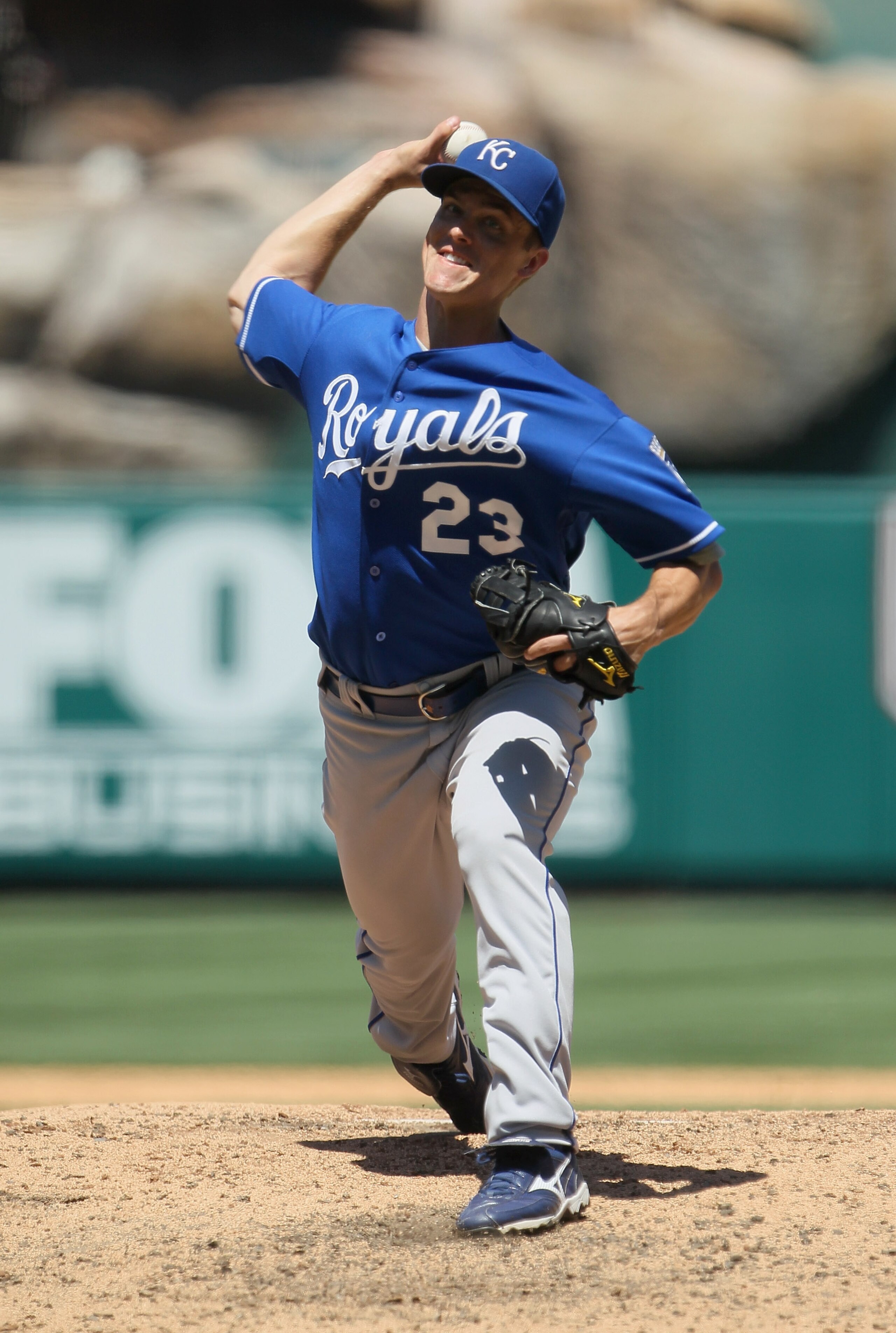 ANAHEIM, CA - AUGUST 11: Zack Greinke #23 of the Kansas City Royals pitches against the Los Angeles Angels of Anaheim at Angel Stadium on August 11, 2010 in Anaheim, California. (Photo by Jeff Gross/Getty Images) ANAHEIM, CA - AUGUST 11: Zack Greinke #23 of the Kansas City Royals pitches against the Los Angeles Angels of Anaheim at Angel Stadium on August 11, 2010 in Anaheim, California. (Photo by Jeff Gross/Getty Images)