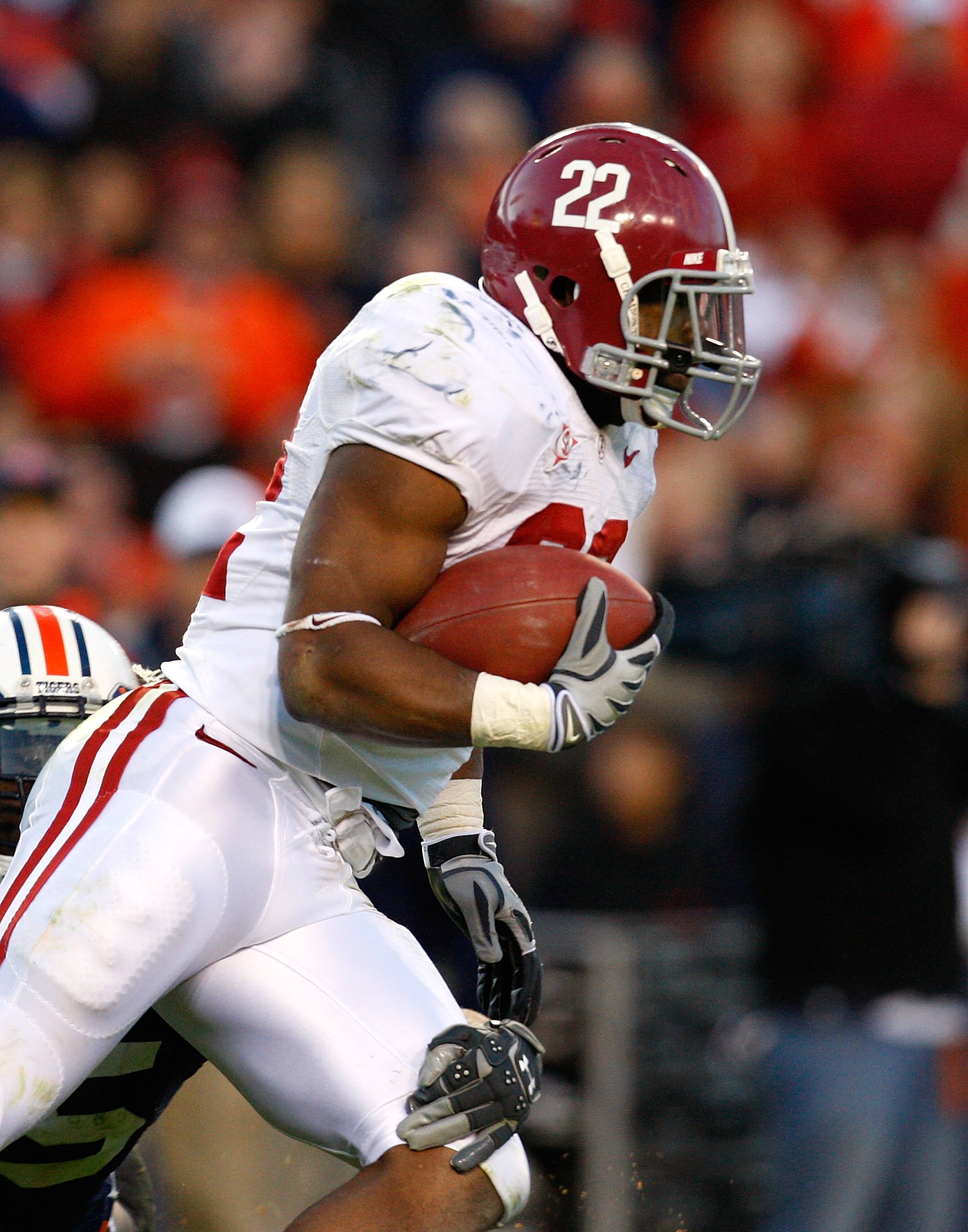 AUBURN, AL - NOVEMBER 27:  Mark Ingram #22 of the Alabama Crimson Tide against the Auburn Tigers at Jordan-Hare Stadium on November 27, 2009 in Auburn, Alabama.  (Photo by Kevin C. Cox/Getty Images)