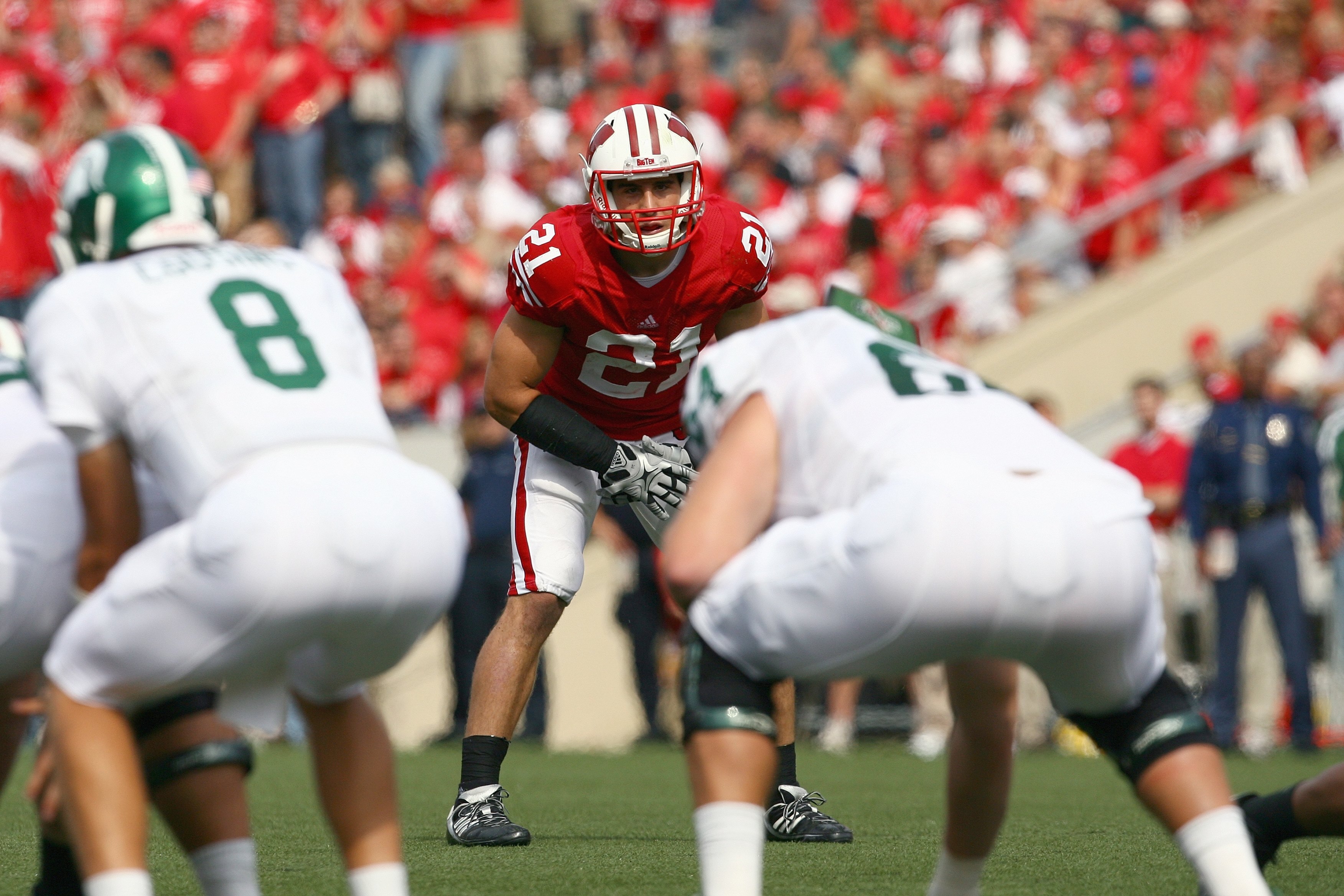 MADISON, WI - SEPTEMBER 26: Chris Maragos #21 of the Wisconsin Badgers gets ready to move at the snap against the Michigan State Spartans on September 26, 2009 at Camp Randall Stadium in Madison, Wisconsin. (Photo by Jonathan Daniel/Getty Images)