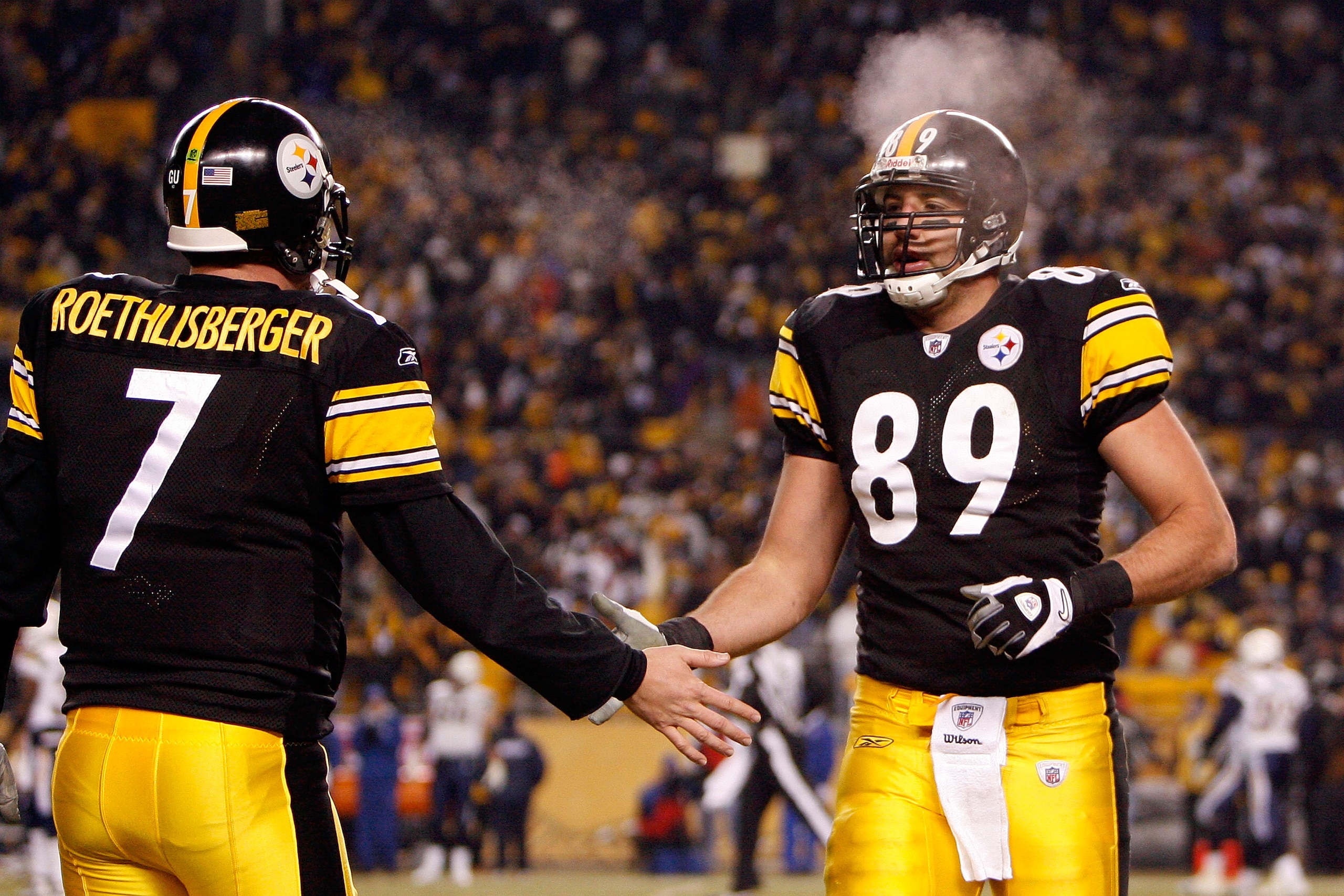 PITTSBURGH - JANUARY 11:  (L-R) Ben Roethlisberger #7 and Matt Spaeth #89 of the Pittsburgh Steelers celebrate after Heath Miller #83 scored a 8-yard touchdown reception in the third quarter against the San Diego Chargers during their AFC Divisional Playo