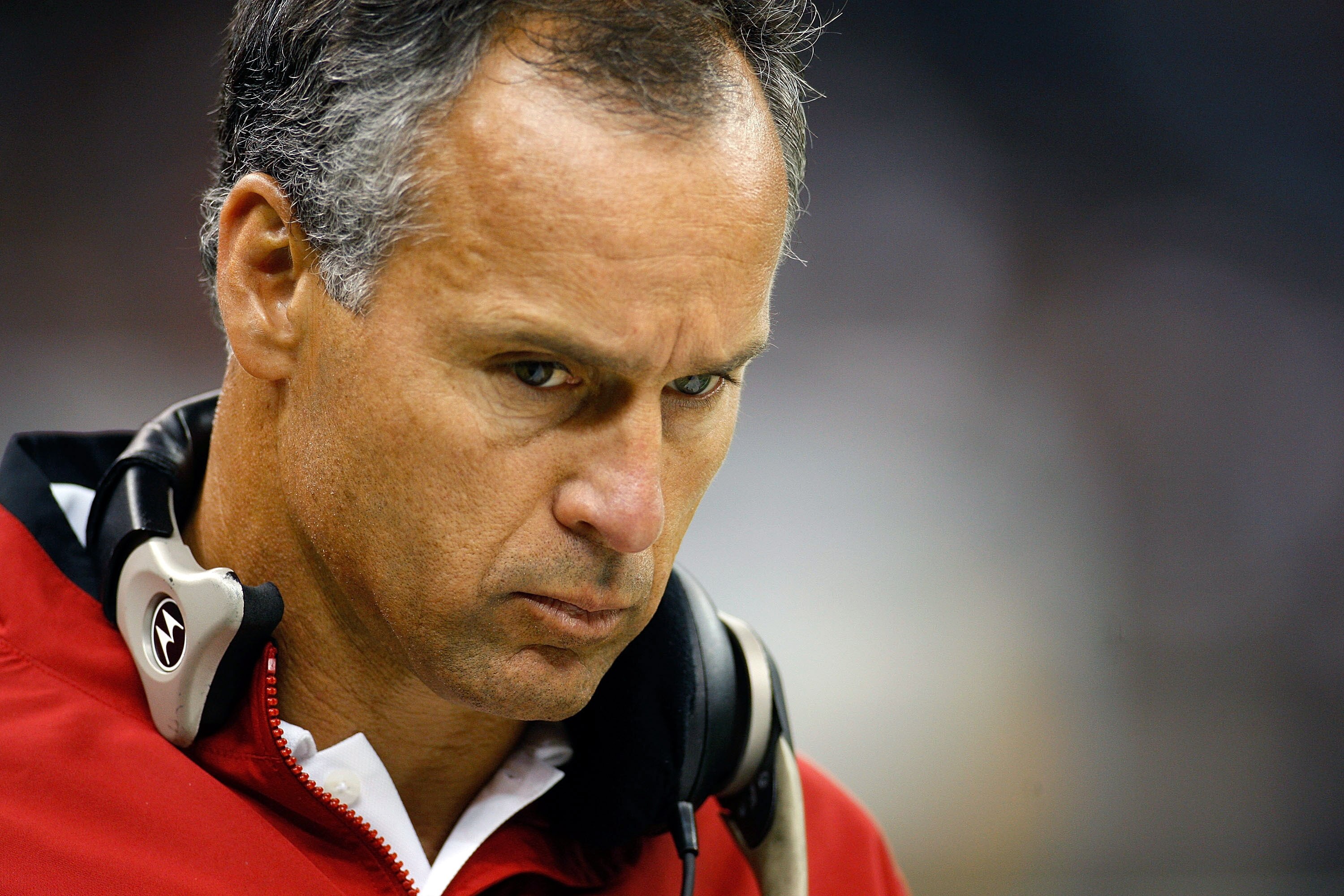 NEW ORLEANS - SEPTEMBER 28: Head coach Mike Nolan of the San Francisco 49ers waits for a decision on a challenged play against the New Orleans Saints on September 28 2008 at the Superdome in New Orleans, Louisiana.  The Saints defeated the 49ers 31-17.  (