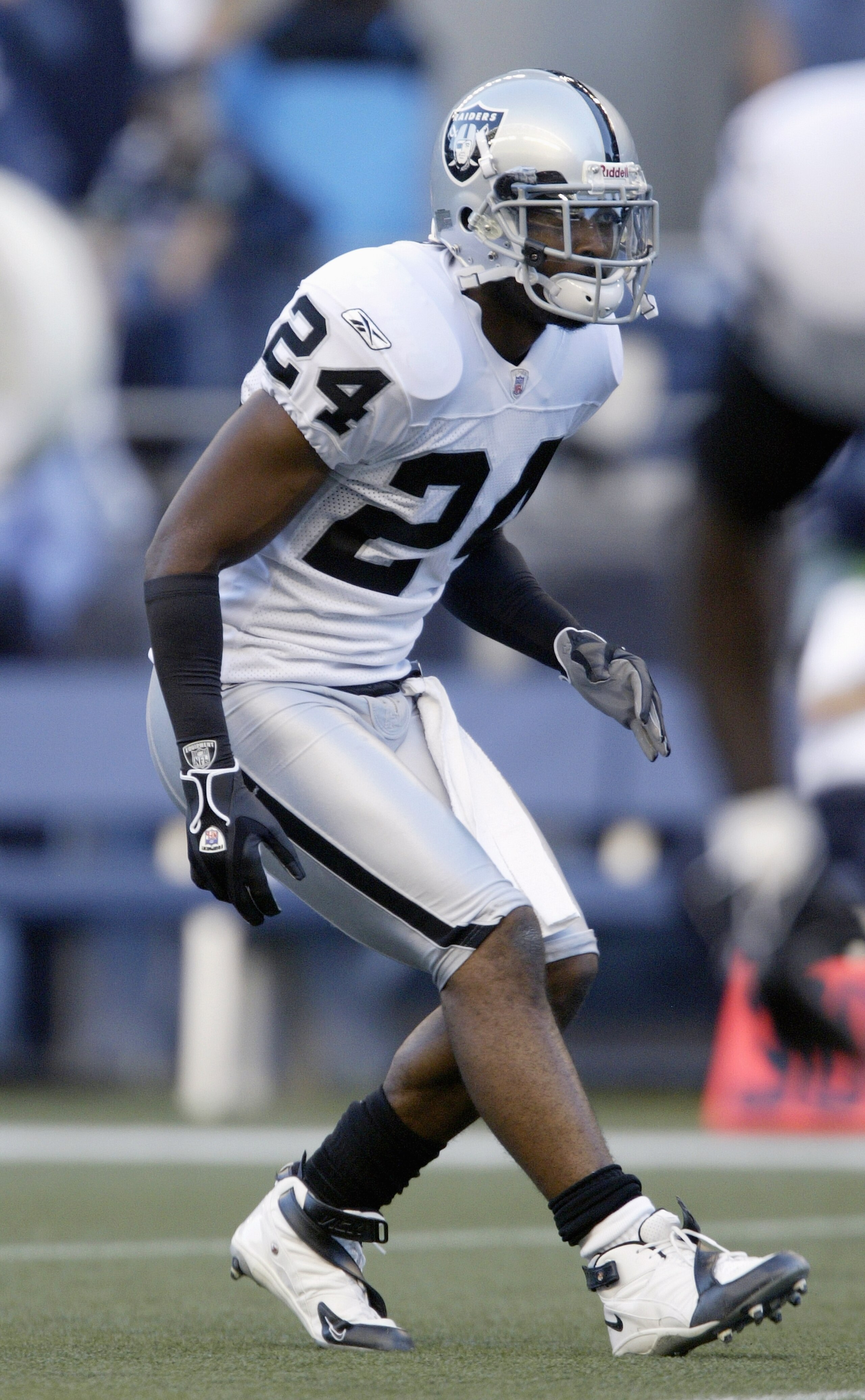SEATTLE - AUGUST 31:  Michael Huff #24 of the Oakland Raiders stands on the field during the game with the Seattle Seahawks on August 31, 2006 at Qwest Field in Seattle Washington. The Seahawks won 30-7. (Photo by Otto Greule Jr/Getty Images)