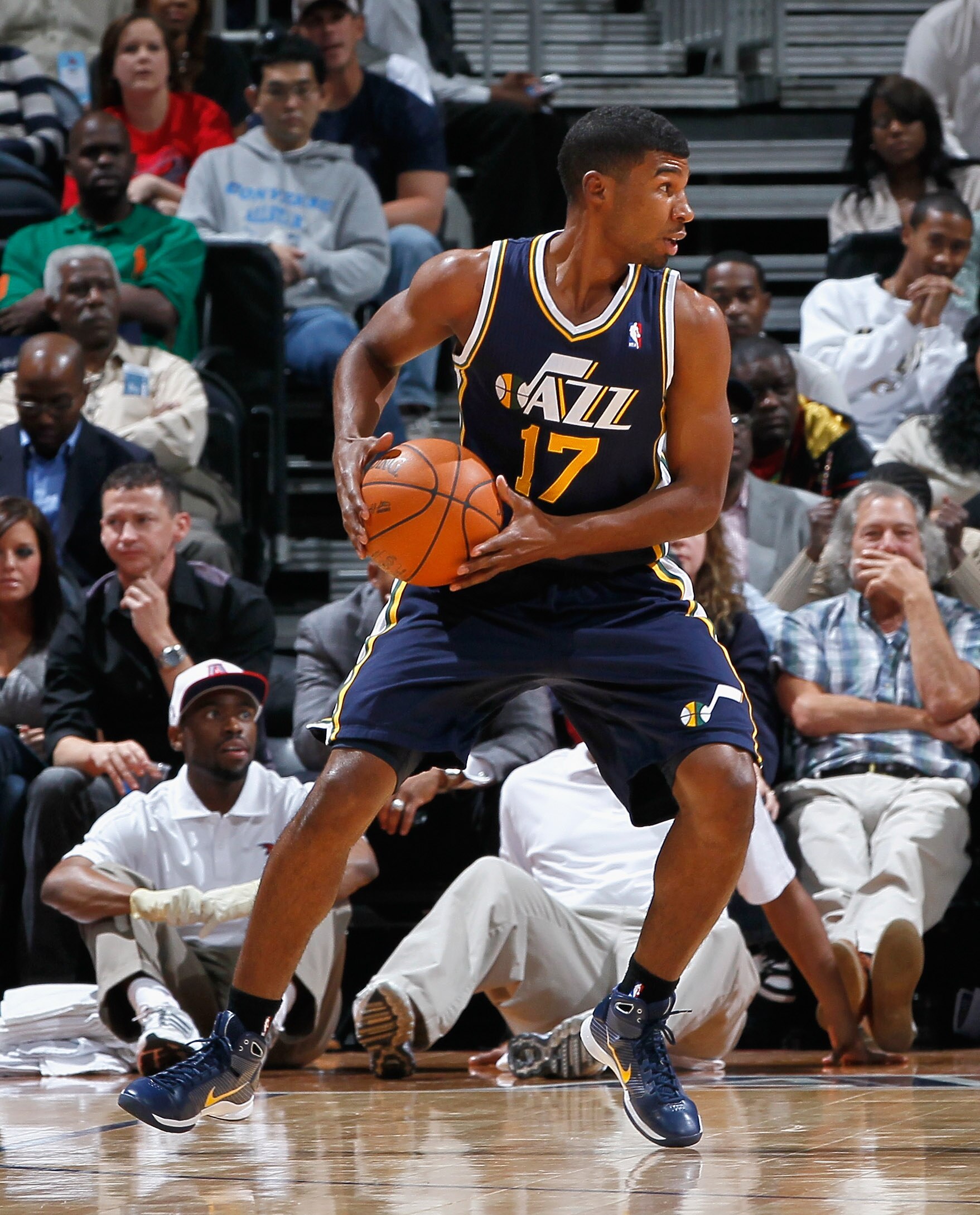 ATLANTA - NOVEMBER 12:  Raja Bell #19 of the Utah Jazz against the Atlanta Hawks at Philips Arena on November 12, 2010 in Atlanta, Georgia.  NOTE TO USER: User expressly acknowledges and agrees that, by downloading and/or using this Photograph, User is co