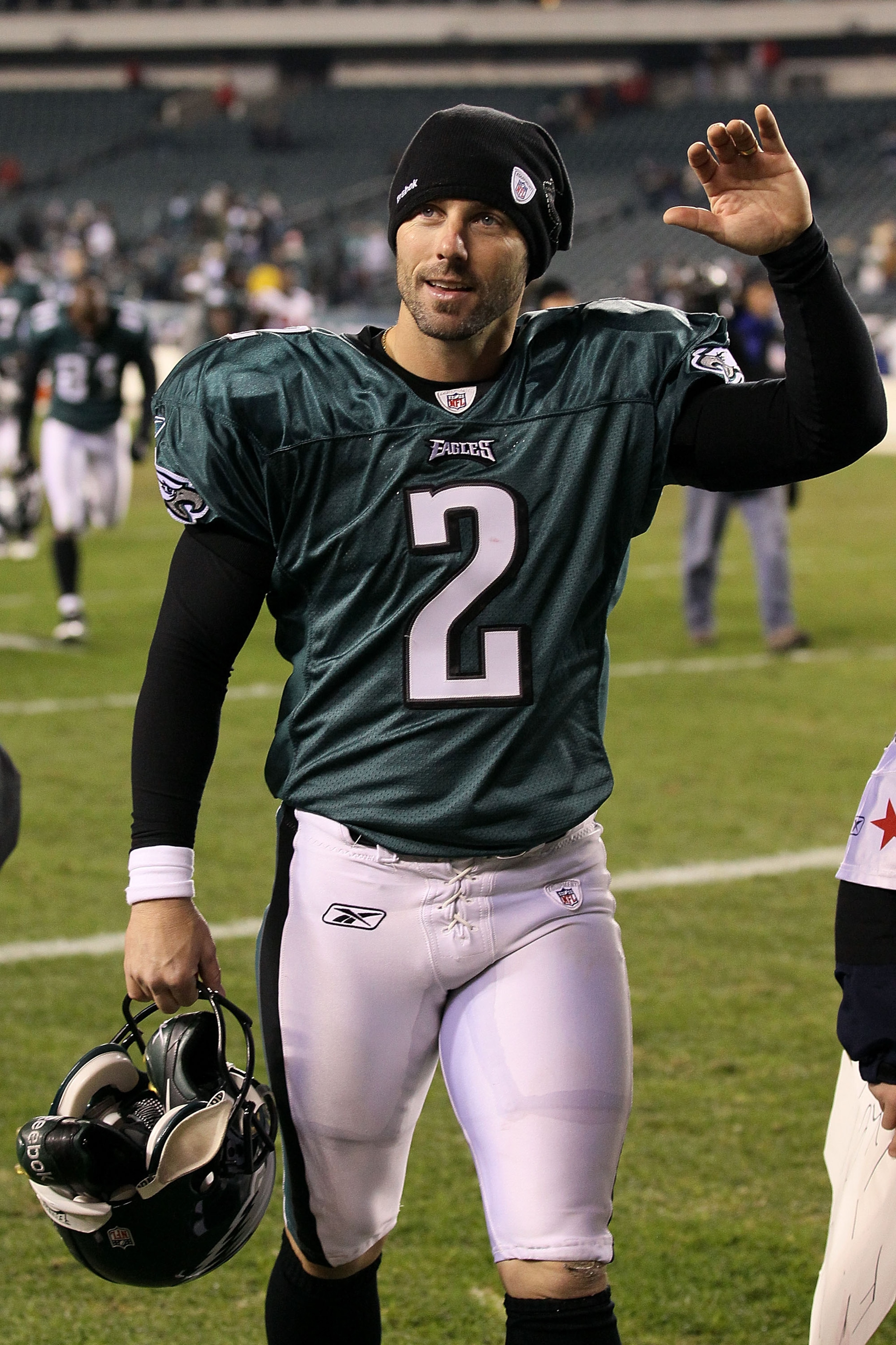 PHILADELPHIA, PA - DECEMBER 02:  David Akers #2 of the Philadelphia Eagles celebrates as he walks off the field after they won 34-24 against the Houston Texans at Lincoln Financial Field on December 2, 2010 in Philadelphia, Pennsylvania.  (Photo by Jim Mc