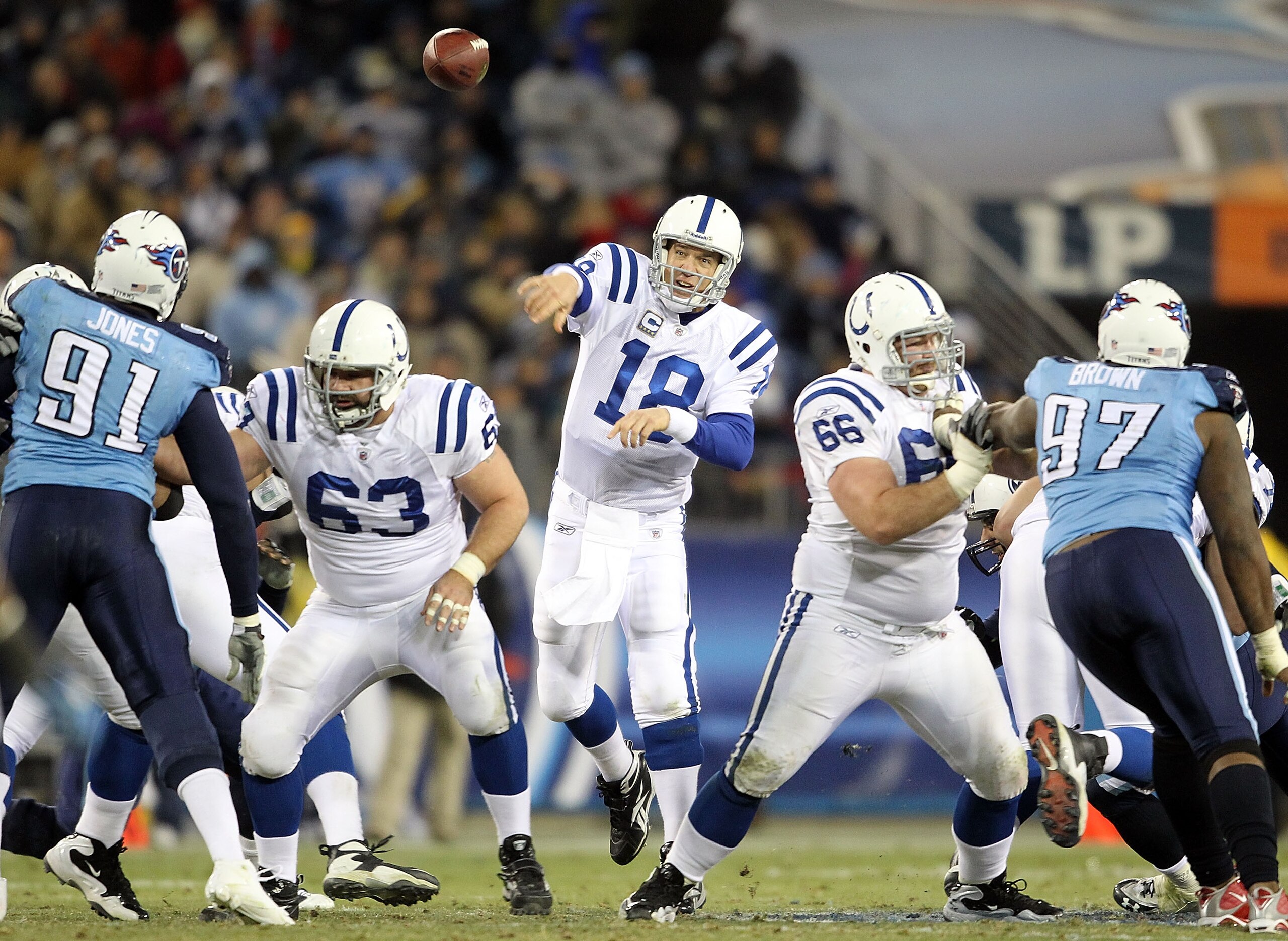 NASHVILLE, TN - DECEMBER 09:  Peyton Manning #18 of the Indianapolis Colts throws a pass during the NFL game against the Tennessee Titans  at LP Field on December 9, 2010 in Nashville, Tennessee.  The Colts won 30-28.  (Photo by Andy Lyons/Getty Images)