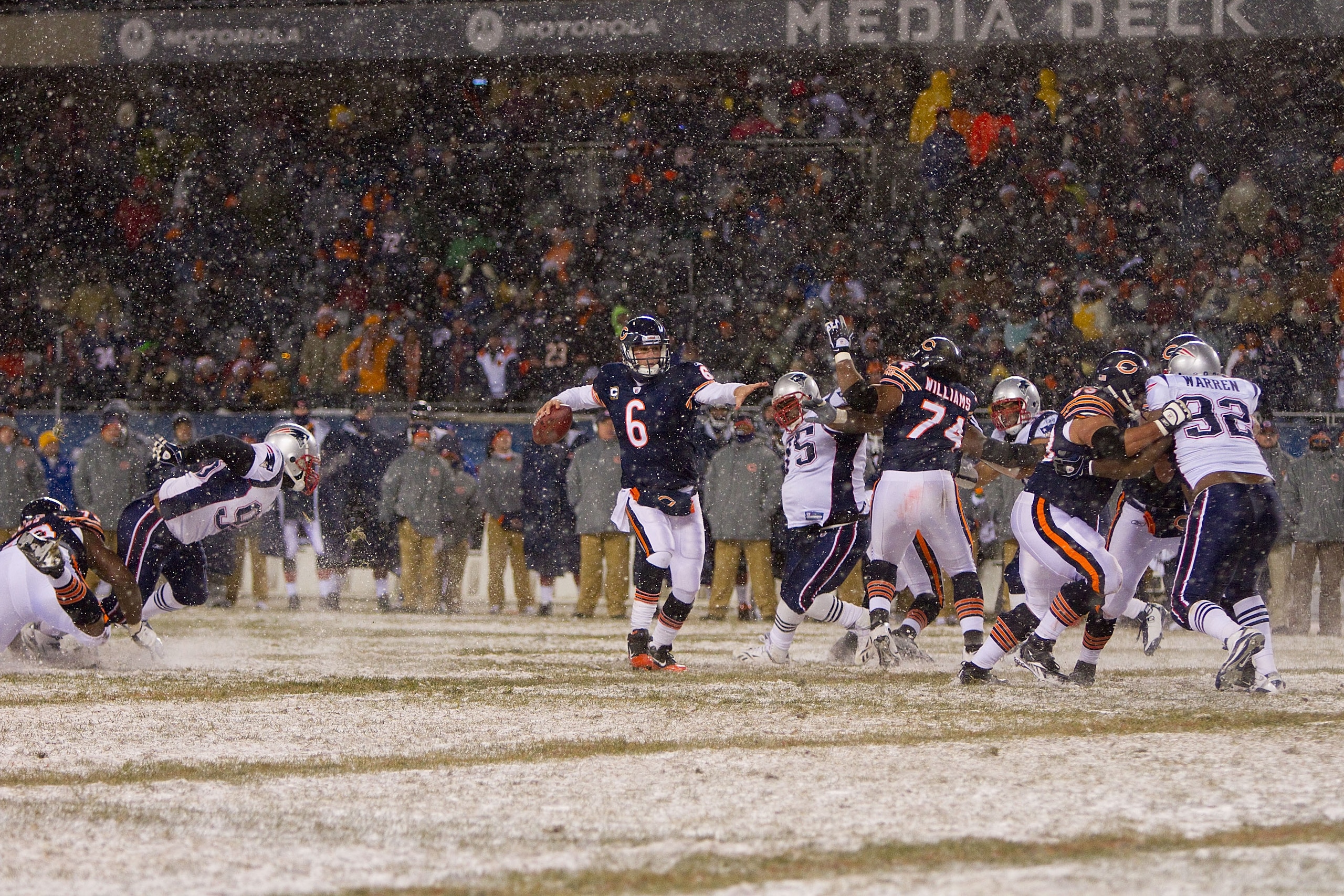 CHICAGO, IL - DECEMBER 12: Jay Cutler #6 of the Chicago Bears looks to pass against the New England Patriots at Soldier Field on December 12, 2010 in Chicago, Illinois. The Patriots beat the Bears 36-7. (Photo by Dilip Vishwanat/Getty Images) CHICAGO, IL - DECEMBER 12: Jay Cutler #6 of the Chicago Bears looks to pass against the New England Patriots at Soldier Field on December 12, 2010 in Chicago, Illinois. The Patriots beat the Bears 36-7. (Photo by Dilip Vishwanat/Getty Images)