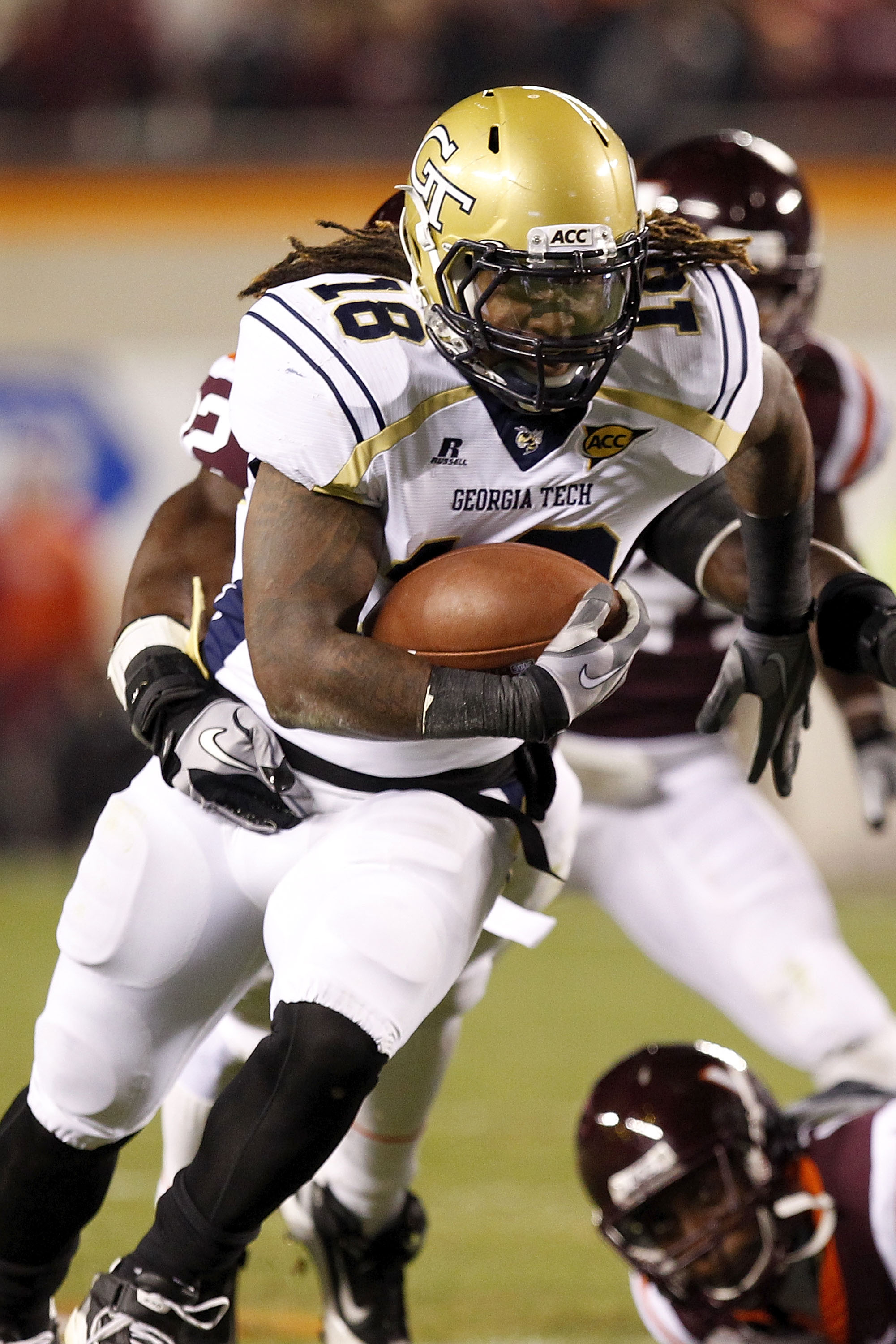 BLACKSBURG, VA - NOVEMBER 04:  Running back Anthony Allen #18 of the Georgia Tech Yellow Jackets runs with the ball against the Virginia Tech Hokies at Lane Stadium on November 4, 2010 in Blacksburg, Virginia.  (Photo by Geoff Burke/Getty Images)
