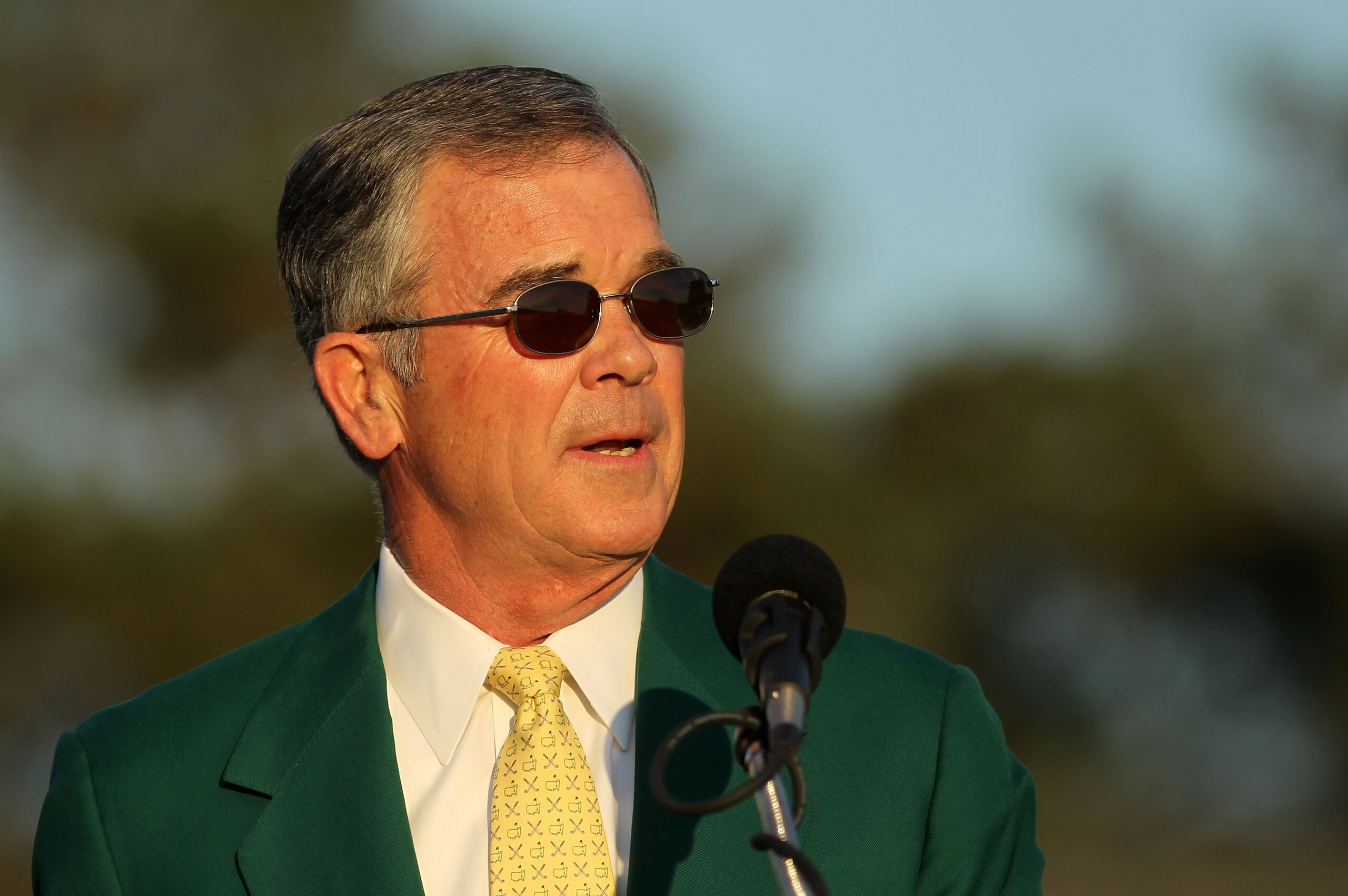 AUGUSTA, GA - APRIL 11:  Augusta National Chairman William Porter 'Billy' Payne speaks to the gallery during the green jacket presentation after the final round of the 2010 Masters Tournament at Augusta National Golf Club on April 11, 2010 in Augusta, Geo
