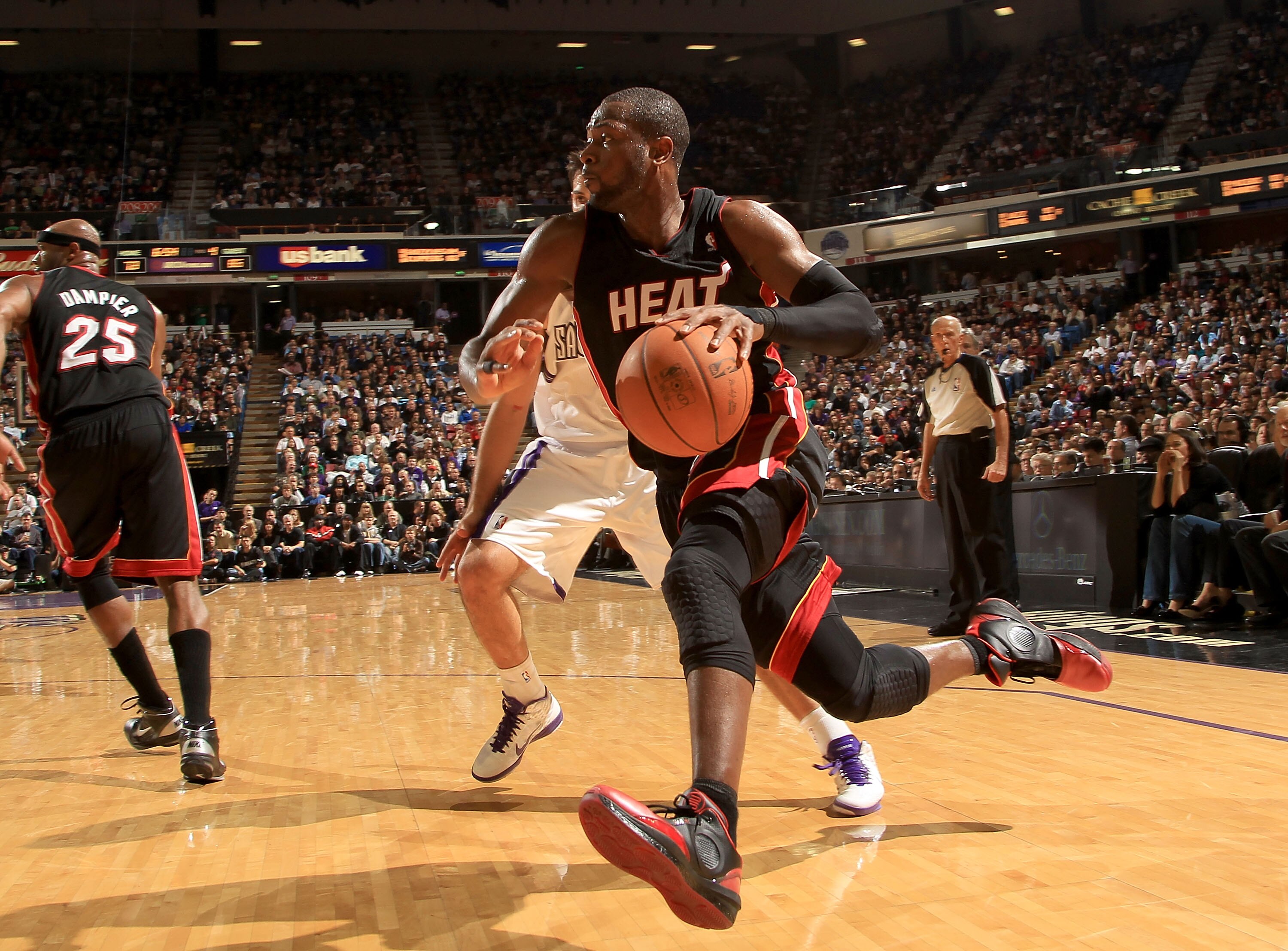 SACRAMENTO, CA - DECEMBER 11:  Dwayne Wade #3 of the Miami Heat in action against the Sacramento Kings at ARCO Arena on December 11, 2010 in Sacramento, California.  NOTE TO USER: User expressly acknowledges and agrees that, by downloading and or using th