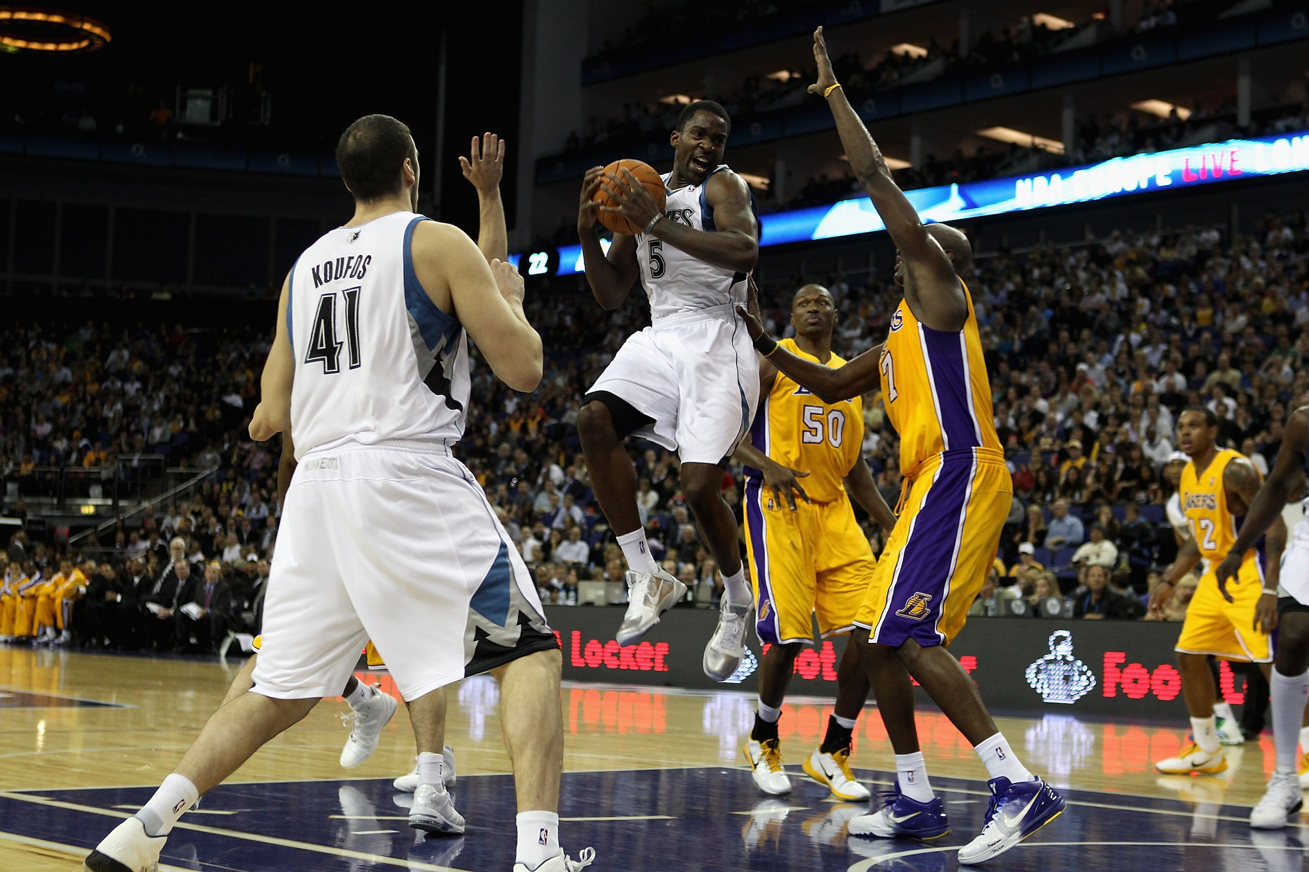 LONDON, ENGLAND - OCTOBER 04:  Martell Webster of the Minnesota Timberwolves (C) in action during the NBA Europe Live match between the Los Angeles Lakers and the Minnesota Timberwolves at the O2 arena on October 4, 2010 in London, England.  (Photo by Bry