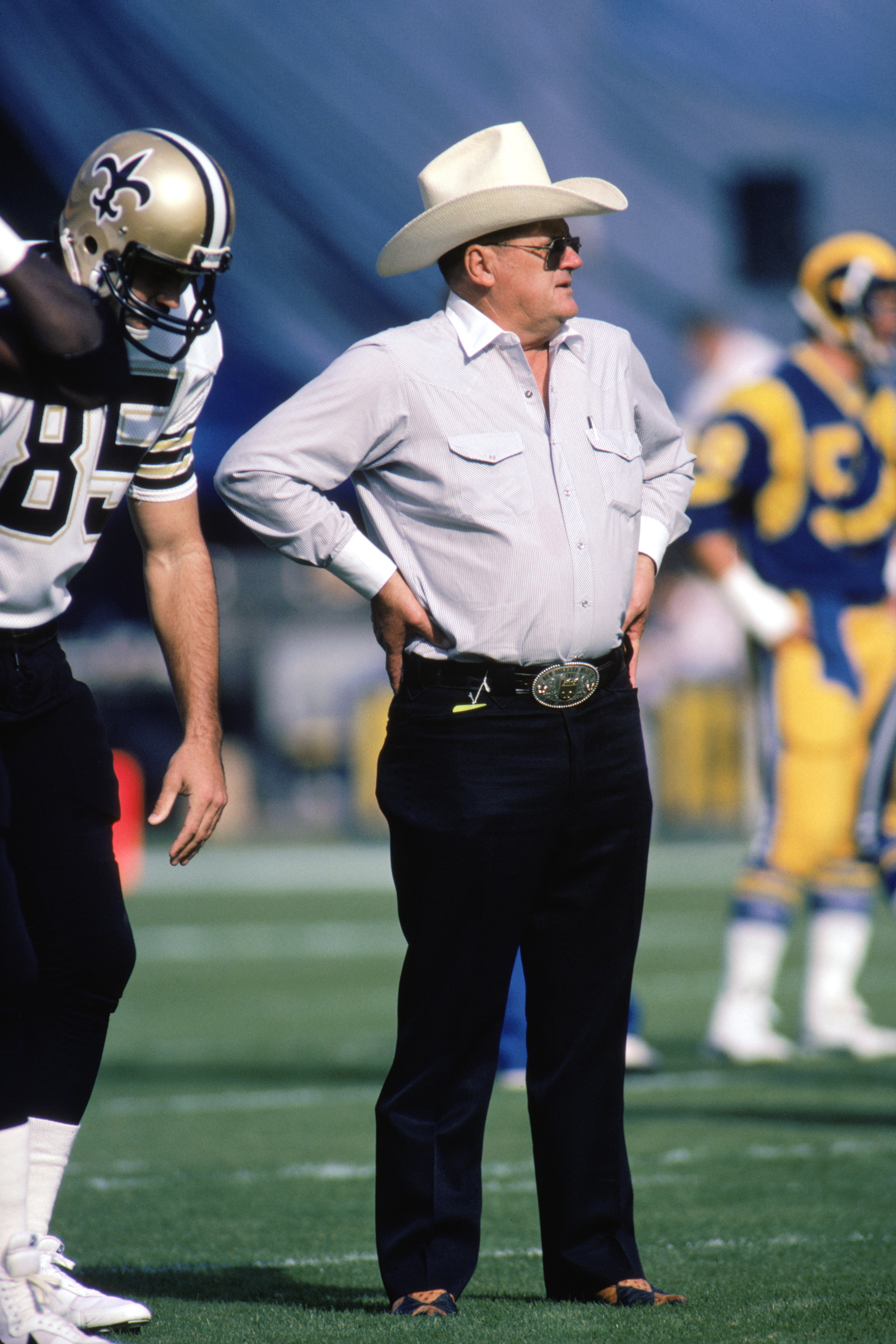 1984:  Head coach Bum Phillips of the New Orleans Saints stands on the sideline during a 1984 NFL game against the Los Angeles Rams.  (Photo by Rick Stewart/Getty Images)