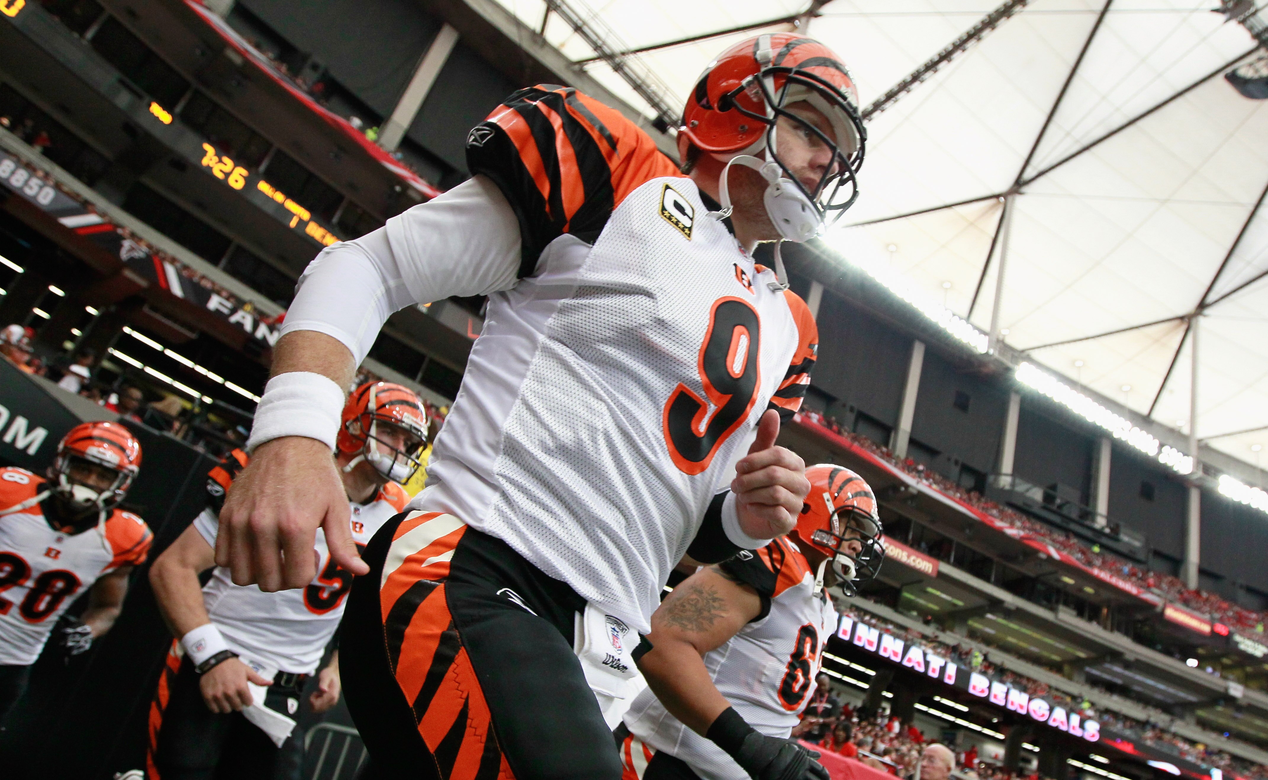 ATLANTA - OCTOBER 24:  Quarterback Carson Palmer #9 of the Cincinnati Bengals against the Atlanta Falcons at Georgia Dome on October 24, 2010 in Atlanta, Georgia.  (Photo by Kevin C. Cox/Getty Images)