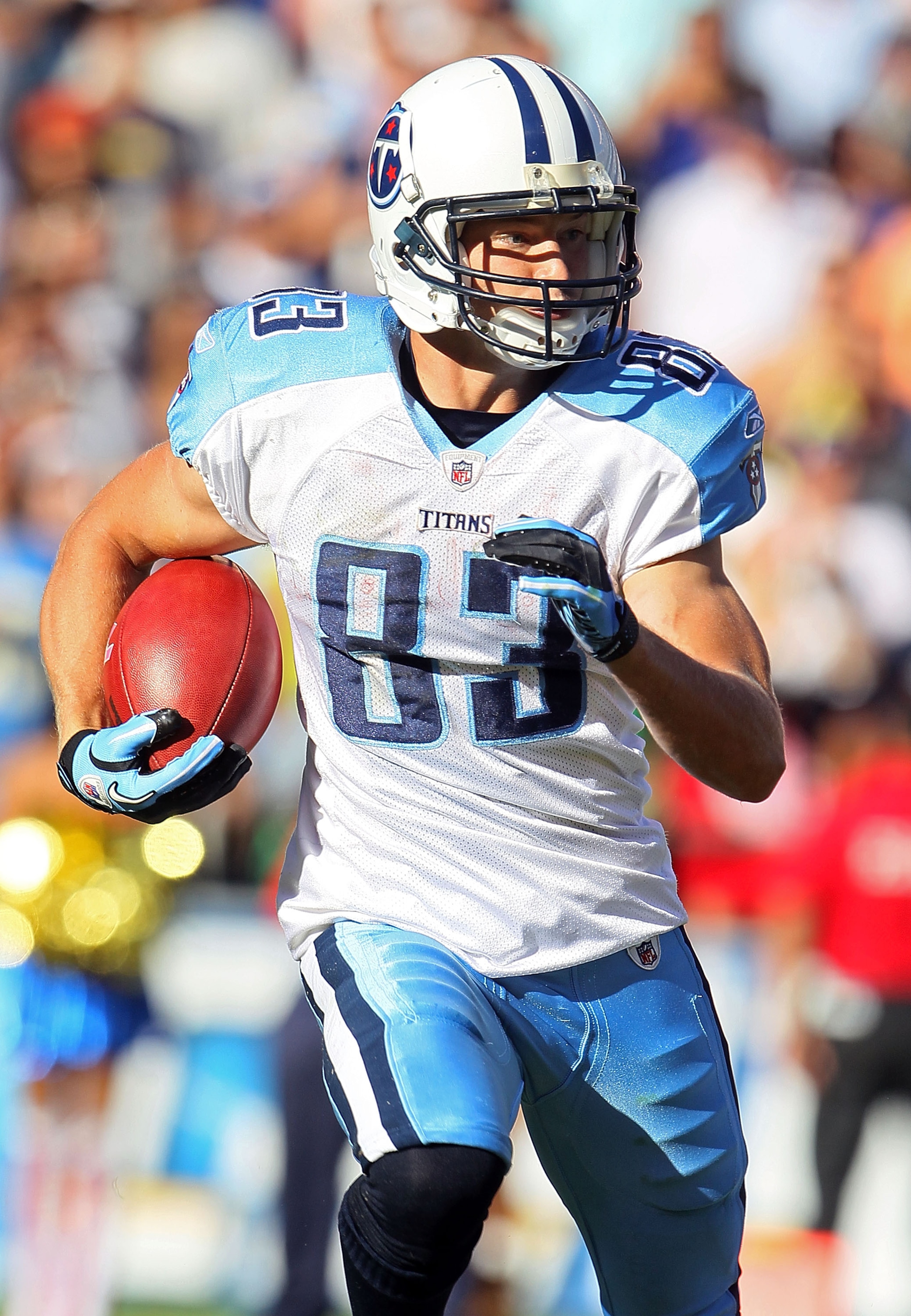 SAN DIEGO - OCTOBER 31:  Marc Mariani #83 of the Tennessee Titans carries the ball against the San Diego Chargers in the game at Qualcomm Stadium on October 31, 2010 in San Diego, California. The Chargers defeated the Titans 33-25.  (Photo by Jeff Gross/G