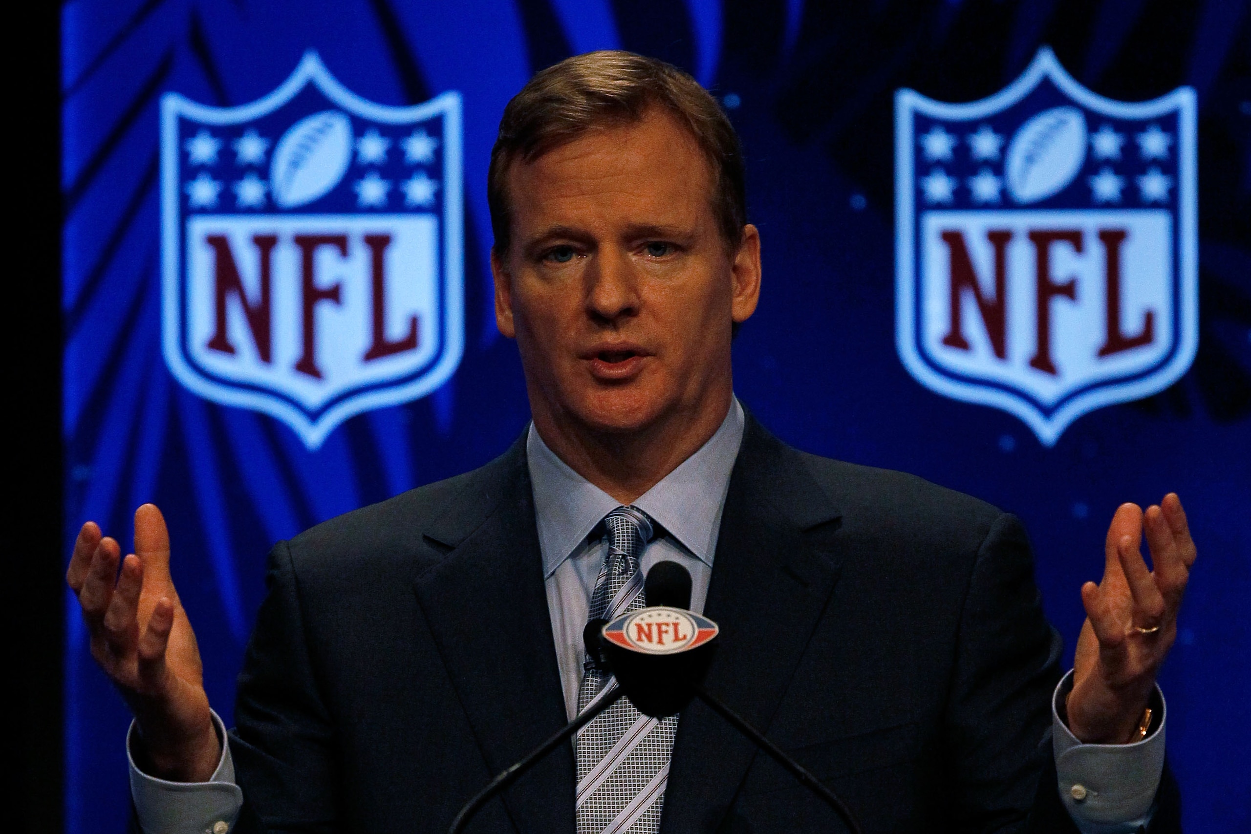 FORT LAUDERDALE, FL - FEBRUARY 05:  Commissioner of the NFL Roger Goodell speaks to members of the media during the NFL Commissioner Press Conference held at the Greater Ft. Lauderdale/Broward County Convention Center as part of media week for Super Bowl