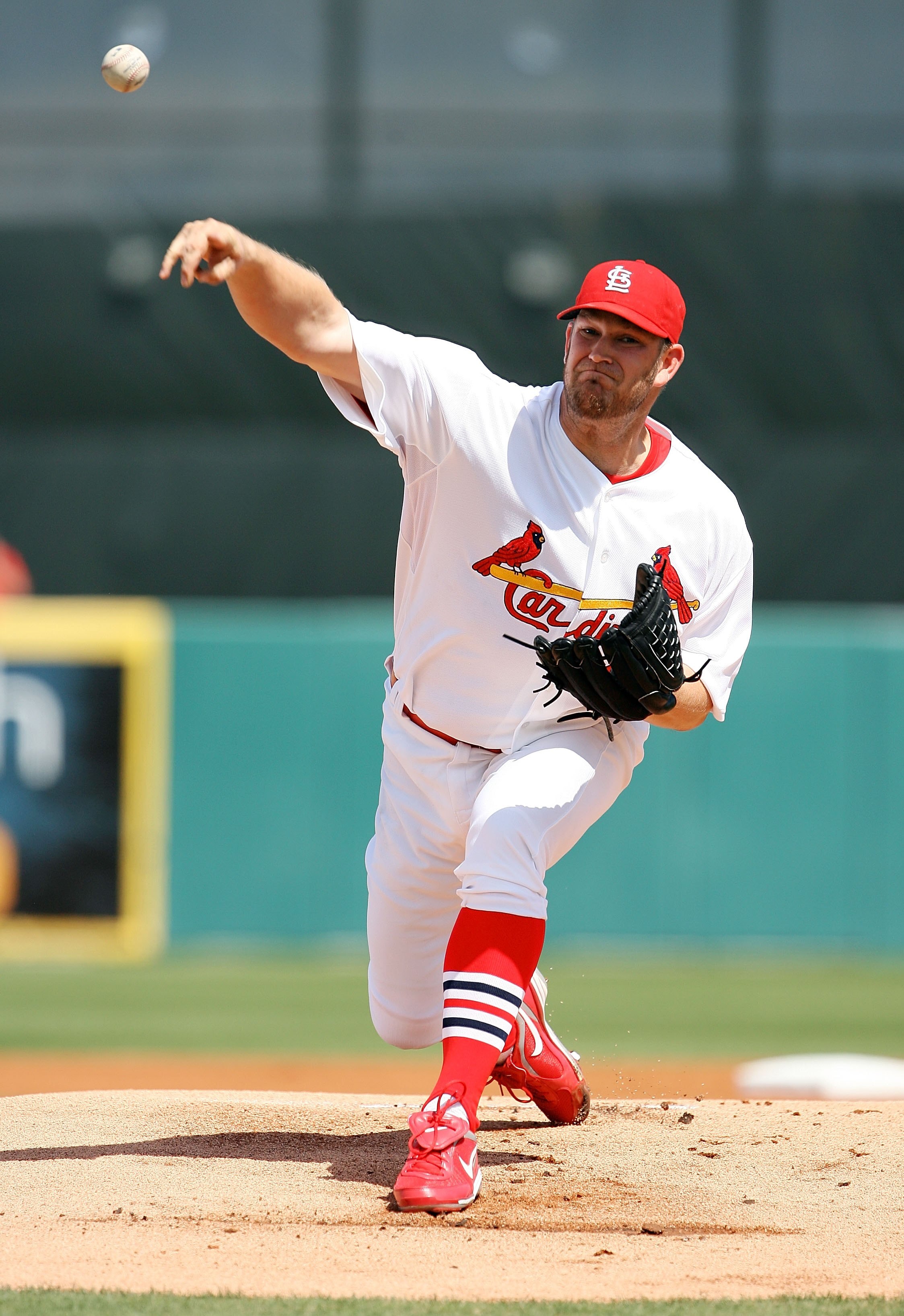 JUPITER, FL - MARCH 10:  Starting pitcher Brad Penny #33 of the St Louis Cardinals pitches against the Washington Nationals at Roger Dean Stadium on March 10, 2010 in Jupiter, Florida.  (Photo by Doug Benc/Getty Images)