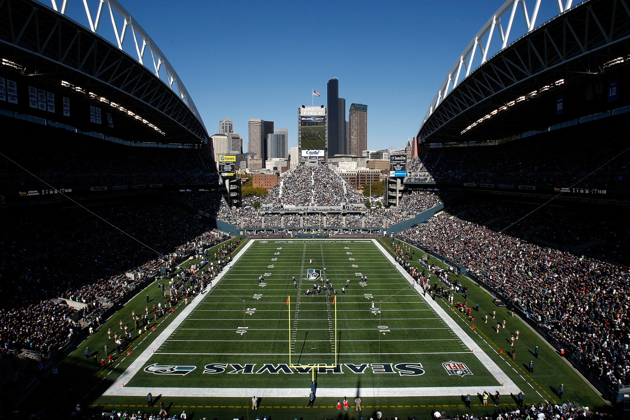 SEATTLE , WA - OCTOBER 11:  A general view of Qwest Field during the Seattle Seahawks v Jacksonville Jaguars game at Qwest Field on October 11, 2009 in Seattle, Washington.  (Photo by Jonathan Ferrey/Getty Images)
