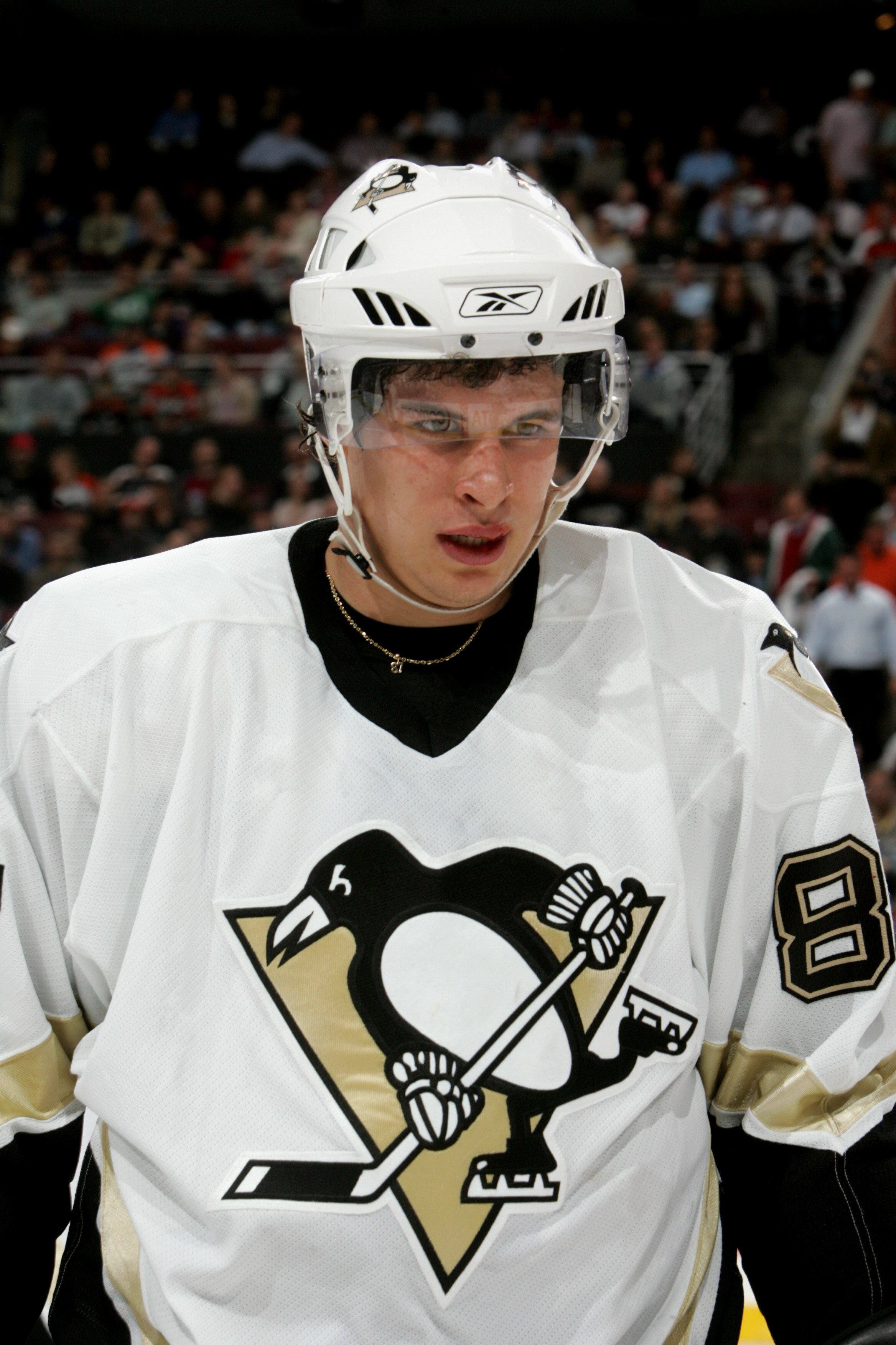 PHILADELPHIA, PA - NOVEMBER 16:  Center Sidney Crosby #87 of the Pittsburgh Penguins is on the ice during the game against the Philadelphia Flyers on November 16, 2005 at the Wachovia Center in Philadelphia, Pennsylvania.  The Penguins defeated the Flyers