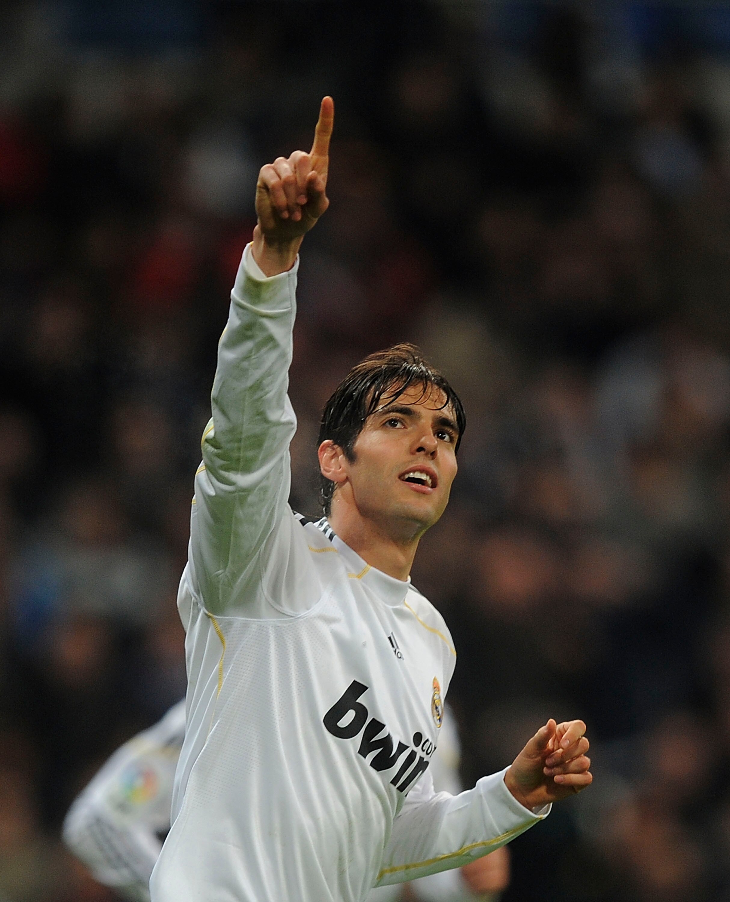 MADRID, SPAIN - FEBRUARY 21: Kaka of Real Madrid celebrates after scoring Real's second goal during the La Liga match between Real Madrid and Villarreal at Estadio Santiago Bernabeu on February 21, 2010 in Madrid, Spain.  (Photo by Denis Doyle/Getty Image
