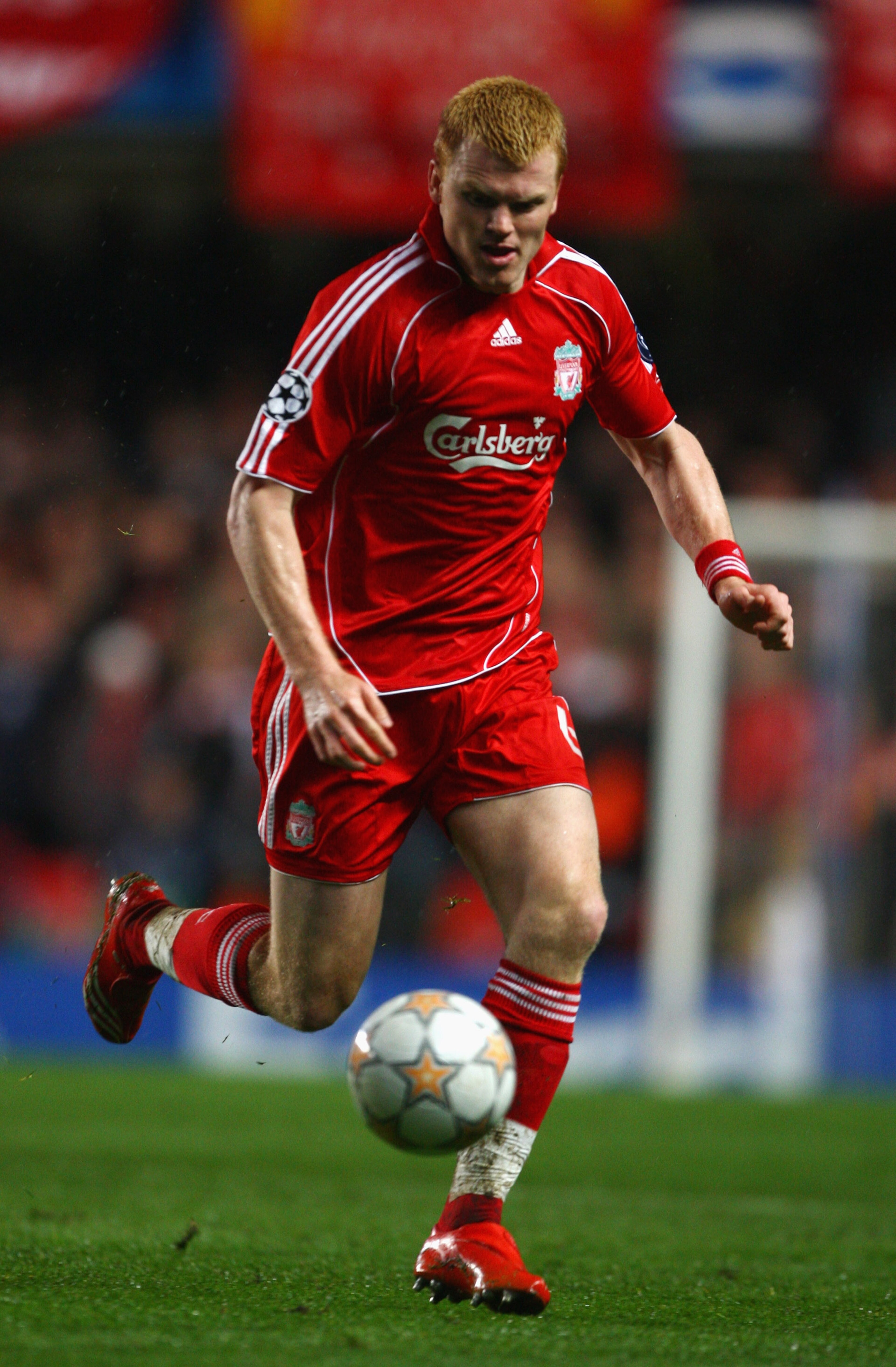 LONDON - APRIL 30:  John Arne Riise of Liverpool in action during the UEFA Champions League Semi Final 2nd leg match between Chelsea and Liverpool at Stamford Bridge on April 30, 2008 in London, England.  (Photo by Mike Hewitt/Getty Images)