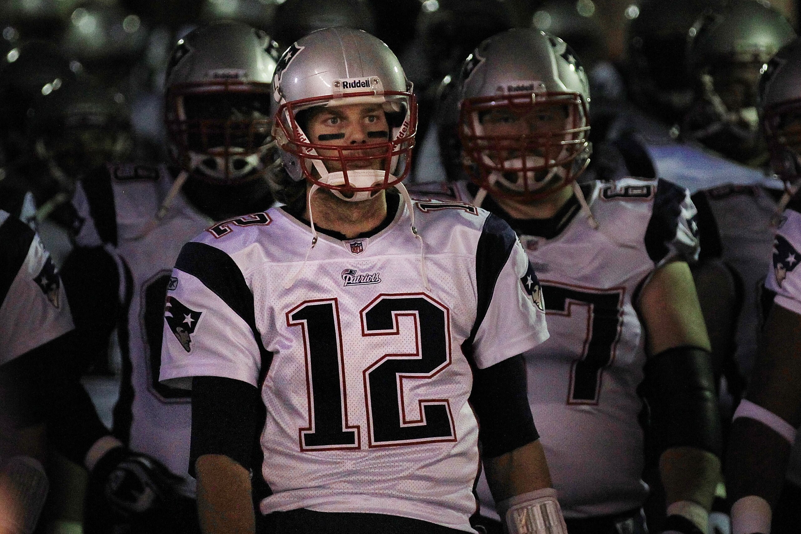 PITTSBURGH - NOVEMBER 14:  Tom Brady #12 of the New England Patriots waits in the tunnel to lead his team onto the field against the Pittsburgh Steelers on November 14, 2010 at Heinz Field in Pittsburgh, Pennsylvania.  (Photo by Chris McGrath/Getty Images
