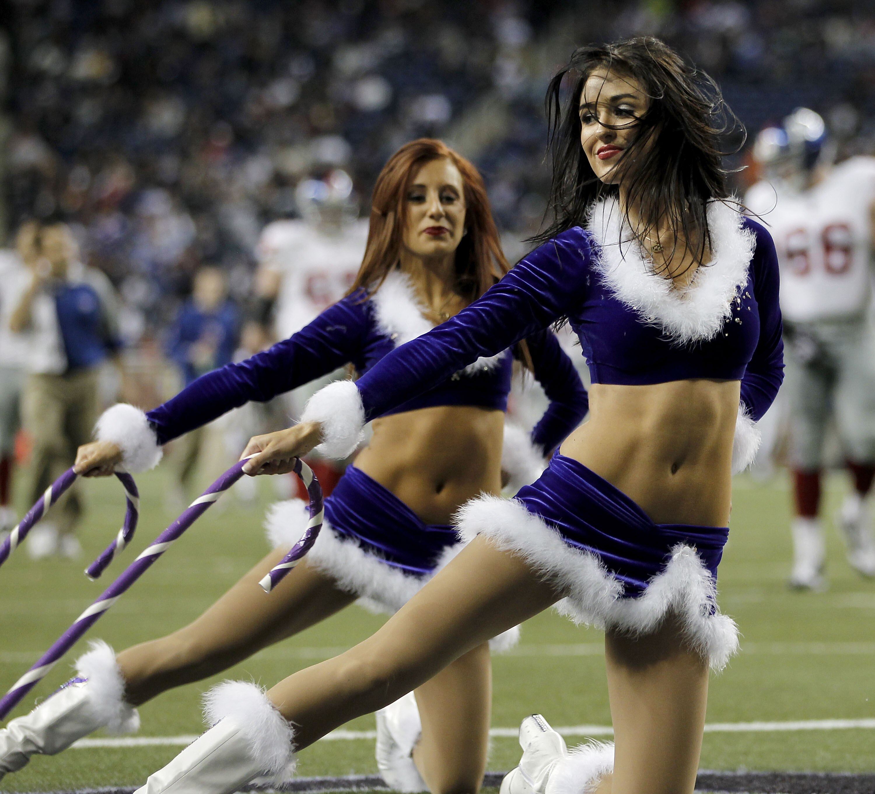 DETROIT, MI - DECEMBER 13:  Members of the Minnesota Vikings cheerleaders perform while playing the New York Giants at Ford Field on December 13, 2010 in Detroit, Michigan.  (Photo by Gregory Shamus/Getty Images)