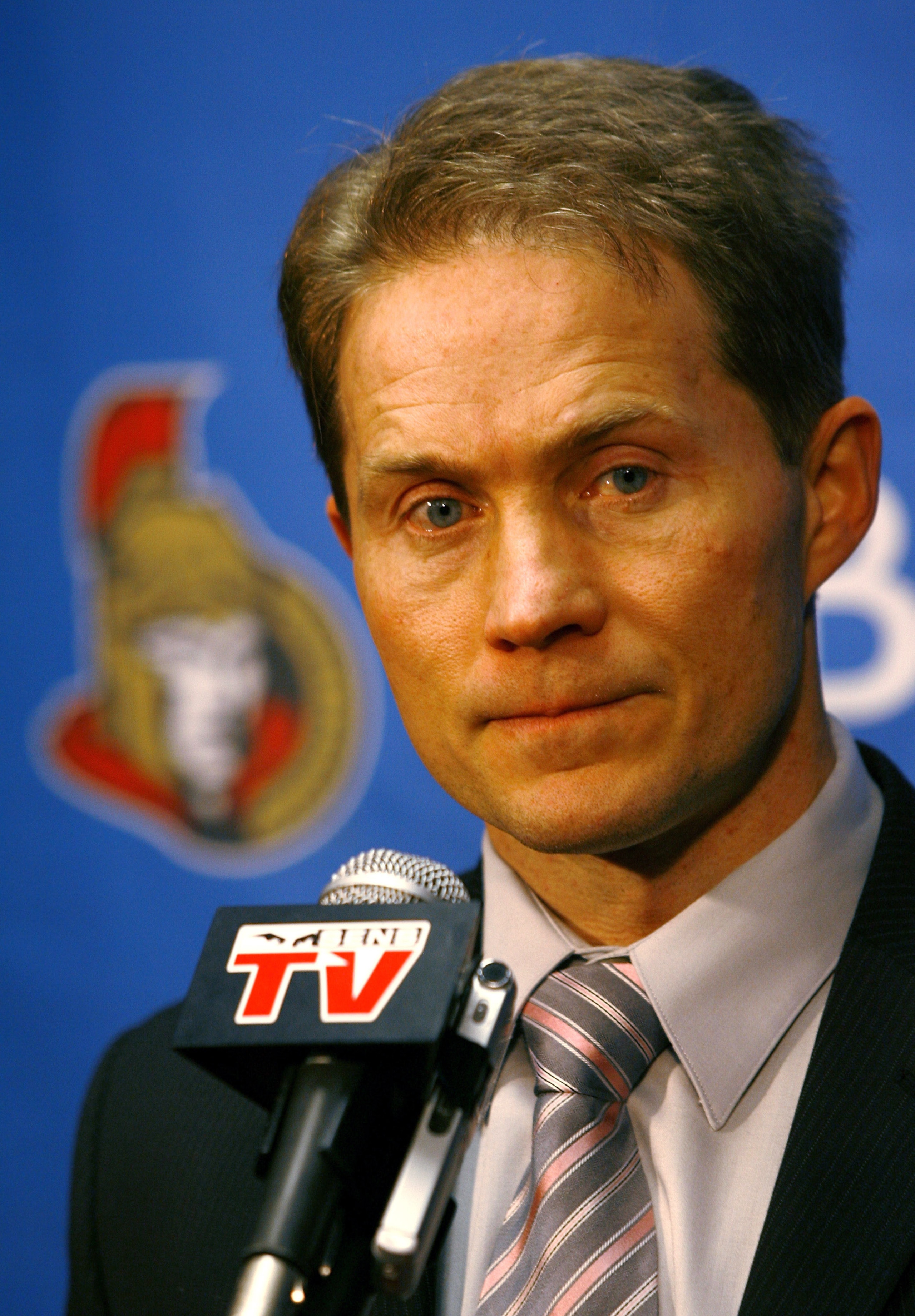 OTTAWA, ON - DECEMBER 13:  Coach Cory Clouston of the Ottawa Senators answers questions from the media after a loss to the Atlanta Thrashers at Scotiabank Place on December 13, 2010 in Ottawa, Canada.  (Photo by Phillip MacCallum/Getty Images)