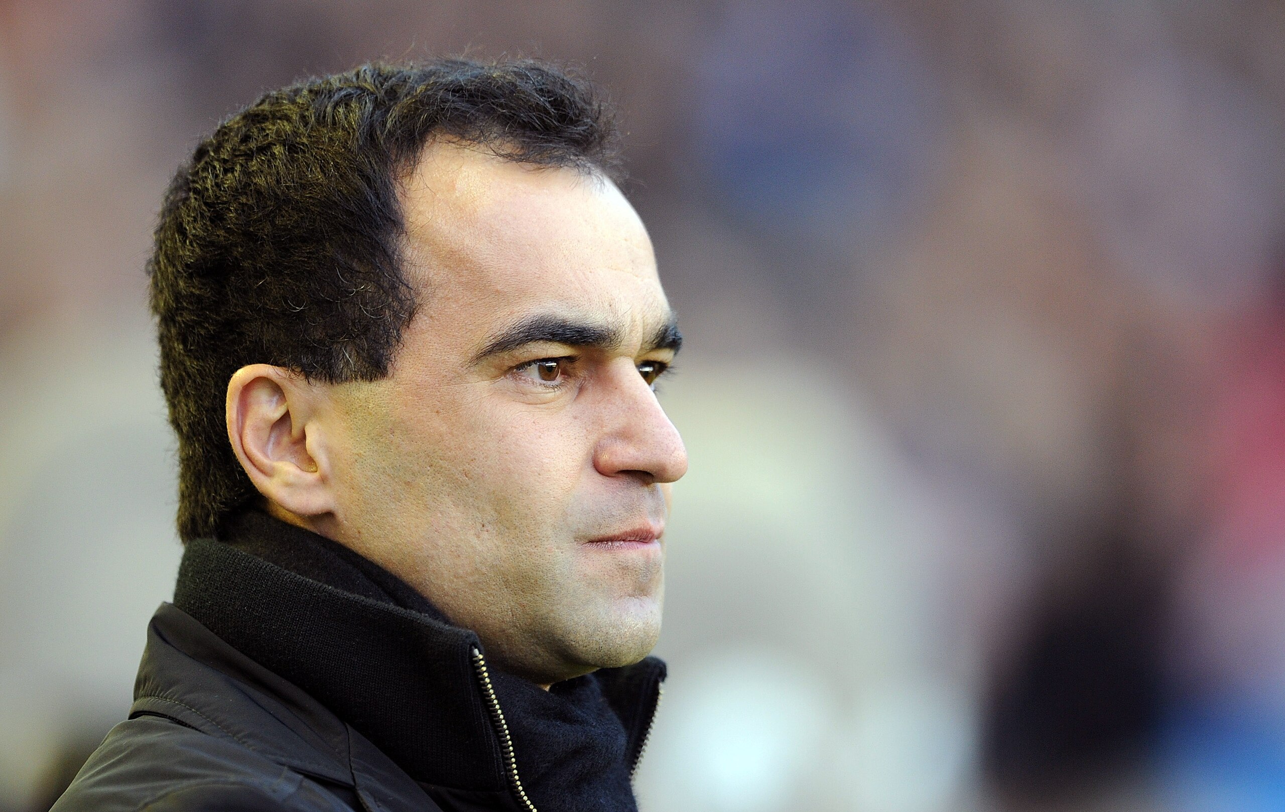 LIVERPOOL, ENGLAND - DECEMBER 11:  Wigan Athletic manager Roberto Martinez looks on during the Barclays Premier League match between Everton and Wigan Athletic at Goodison Park on December 11, 2010 in Liverpool, England.  (Photo by Chris Brunskill/Getty I