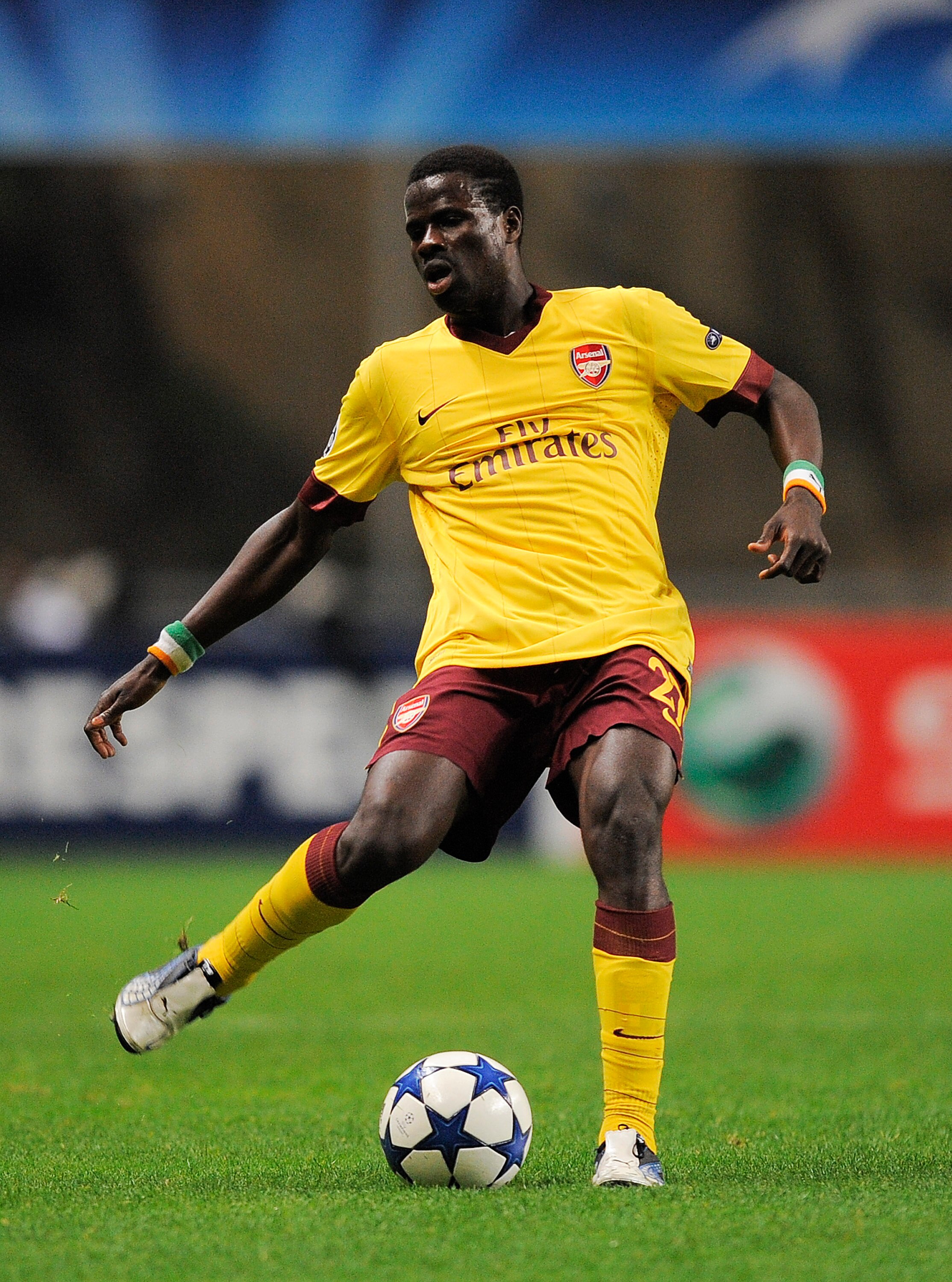 BRAGA, PORTUGAL - NOVEMBER 23:  Emmanuel Eboue of Arsenal in action during the UEFA Champions League Group H match between SC Braga and Arsenal at Estadio Municipal de Braga on November 23, 2010 in Braga, Portugal. SC Braga won the match 2-0.  (Photo by D