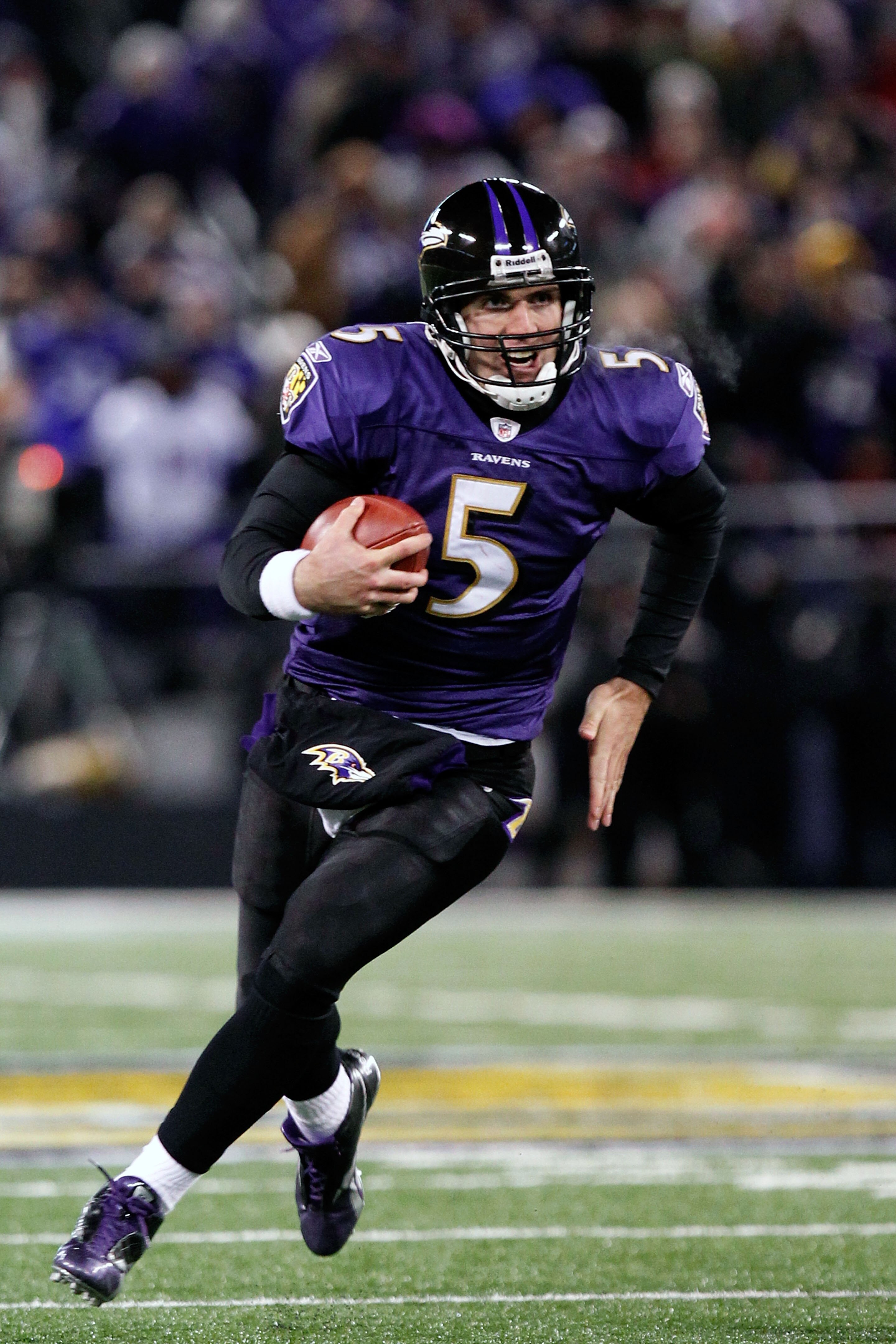 BALTIMORE, MD - DECEMBER 05:  Quarterback Joe Flacco #5 of the Baltimore Ravens runs the ball against the Pittsburgh Steelers at M&T Bank Stadium on December 5, 2010 in Baltimore, Maryland. Pittsburgh won 13-10.  (Photo by Geoff Burke/Getty Images)
