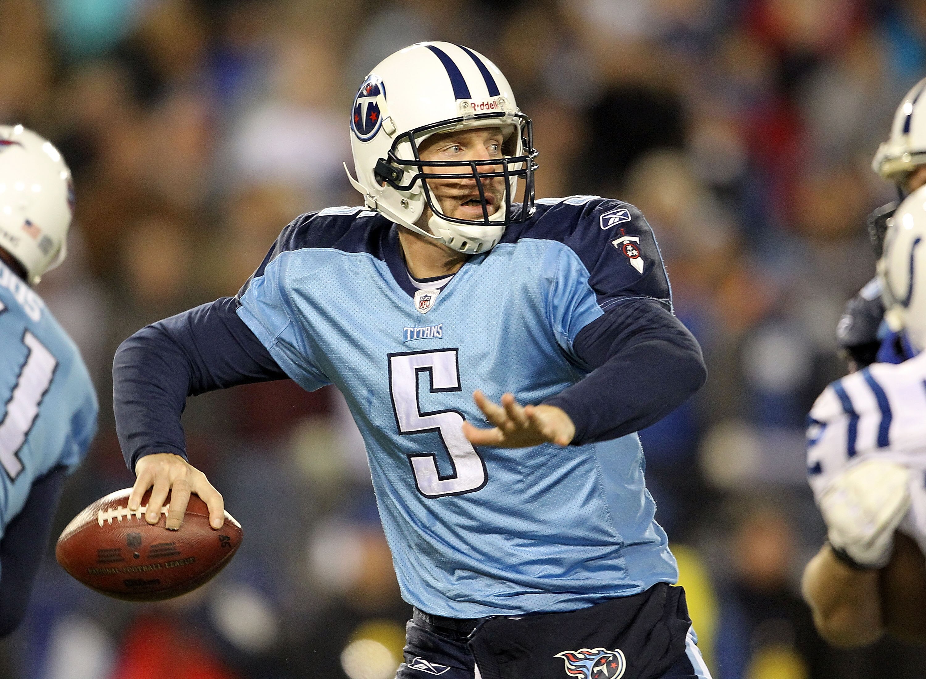 NASHVILLE, TN - DECEMBER 09:  Kerry Collins #5 of the Tennessee Titans throws the ball against the Indianapolis Colts during the NFL game at LP Field on December 9, 2010 in Nashville, Tennessee.  (Photo by Andy Lyons/Getty Images)