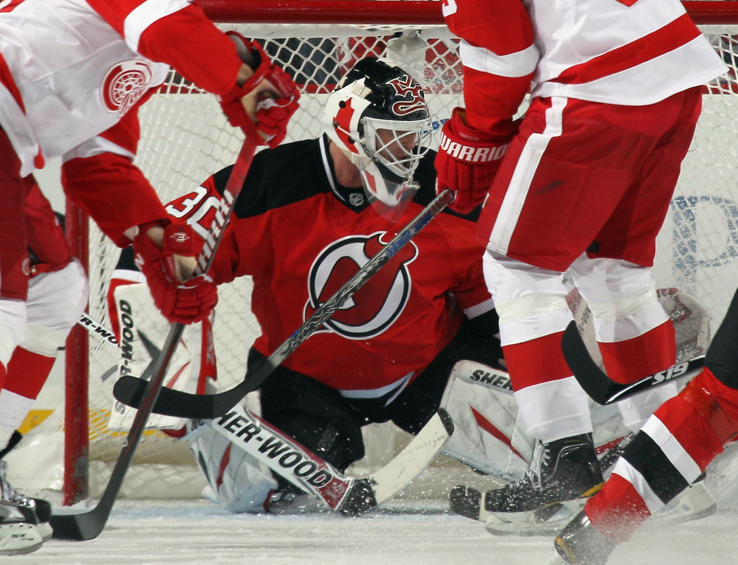 NEWARK, NJ - DECEMBER 11: Martin Brodeur #30 of the New Jersey Devils tends net against the Detroit Red Wings at the Prudential Center on December 11, 2010 in Newark, New Jersey. The Red Wings defeated the the Devils 4-1. (Photo by Bruce Bennett/Getty I NEWARK, NJ - DECEMBER 11: Martin Brodeur #30 of the New Jersey Devils tends net against the Detroit Red Wings at the Prudential Center on December 11, 2010 in Newark, New Jersey. The Red Wings defeated the the Devils 4-1. (Photo by Bruce Bennett/Getty I